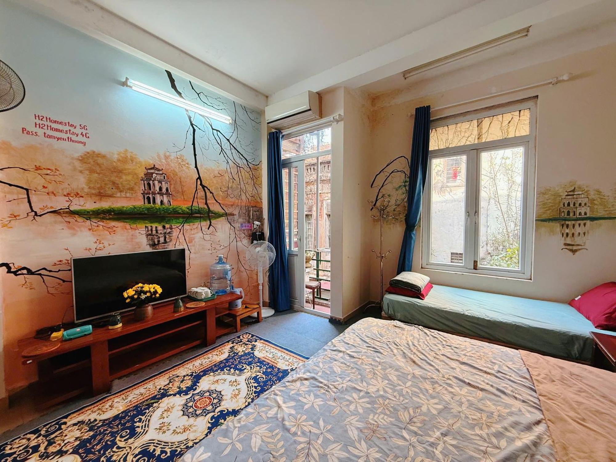 H2 Homestay Old Quarter Self Check-In Room T2 * Hanoi