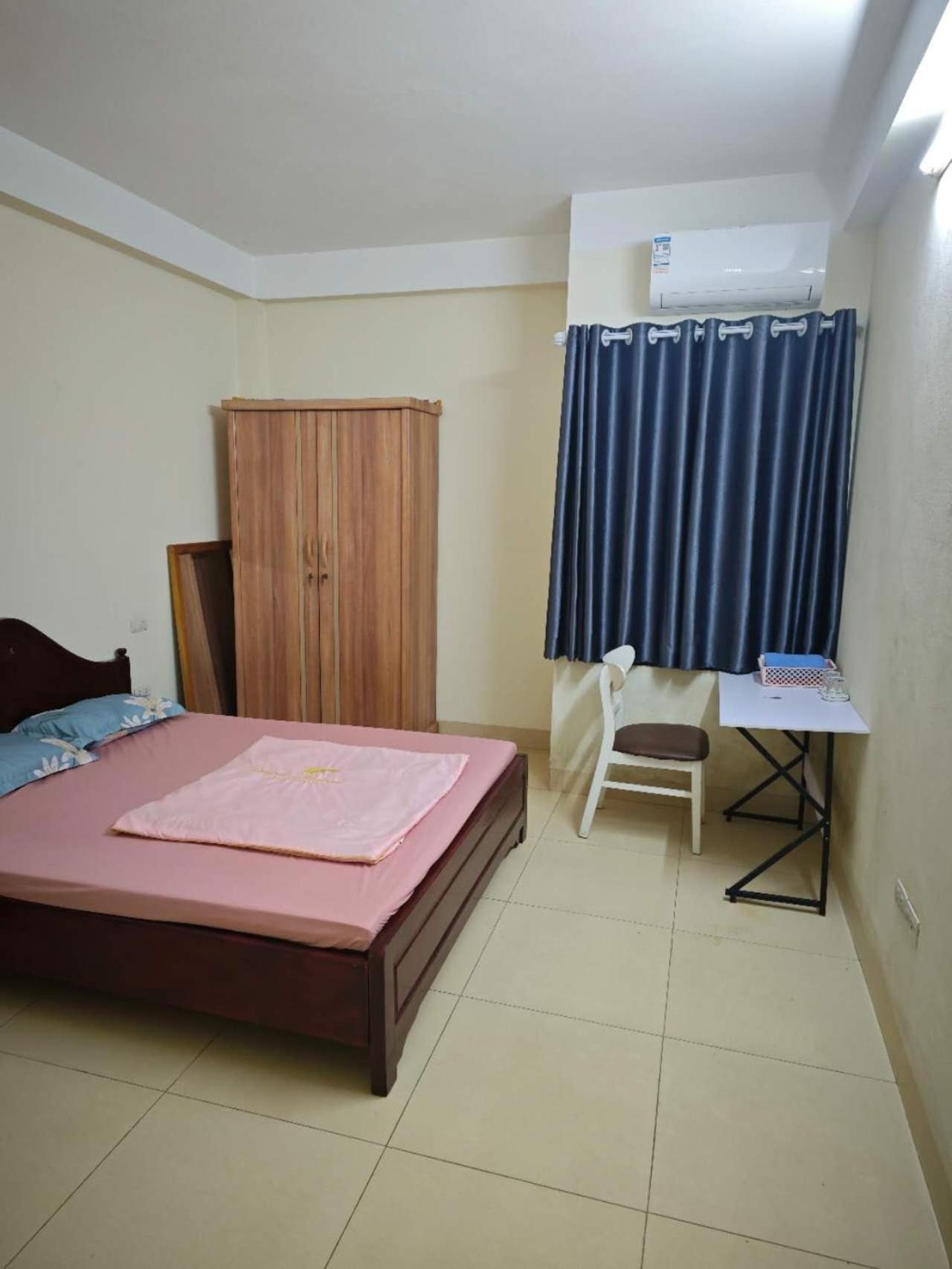 Guest house Sti House
