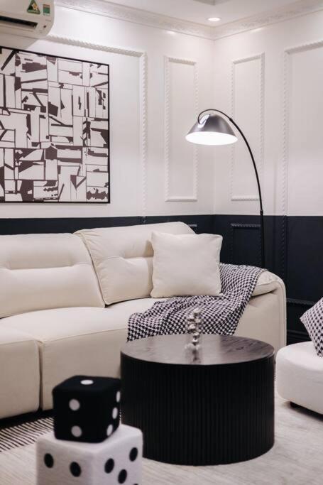 Soleil Westlake Apartment