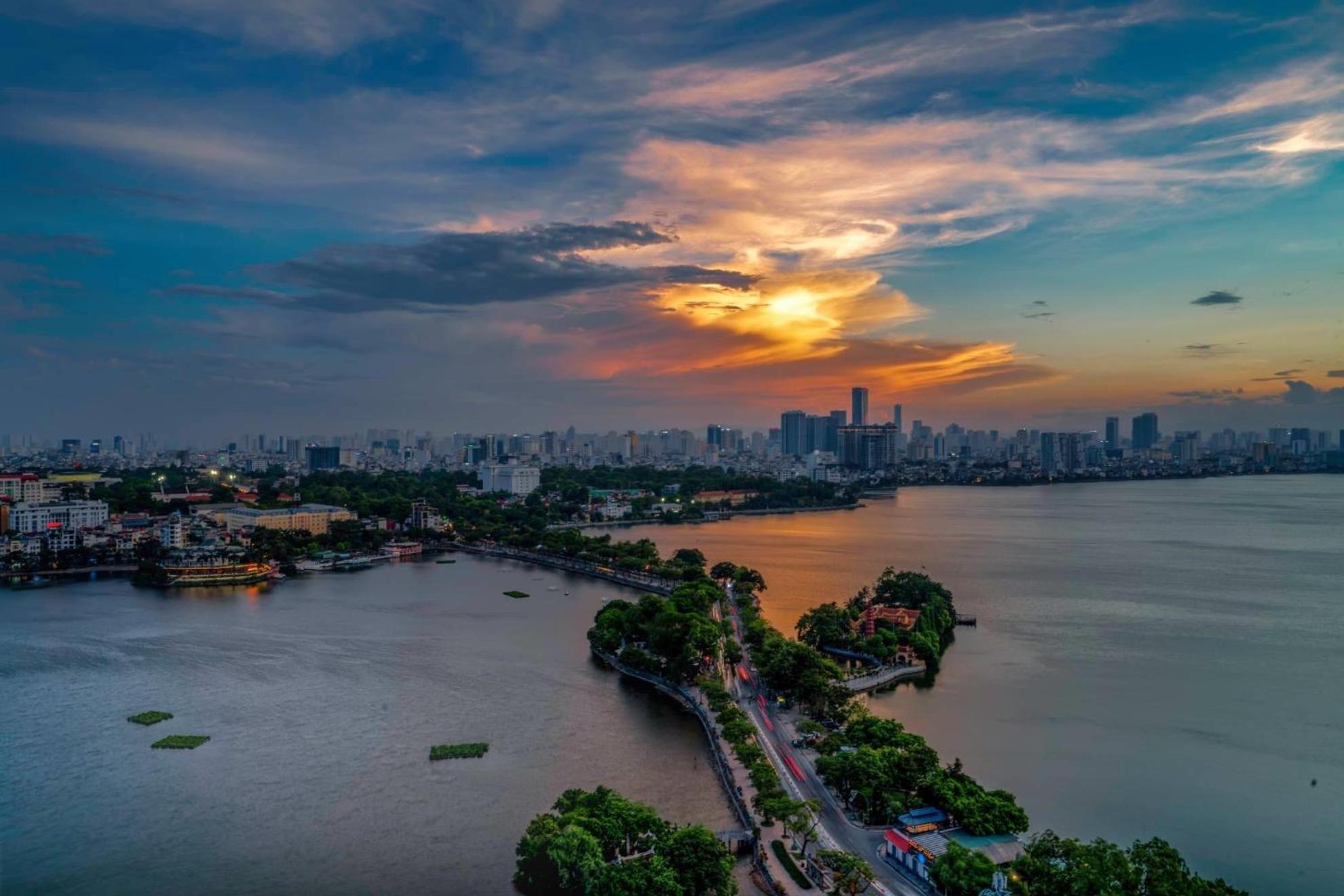 Pan Pacific Hotel 5*