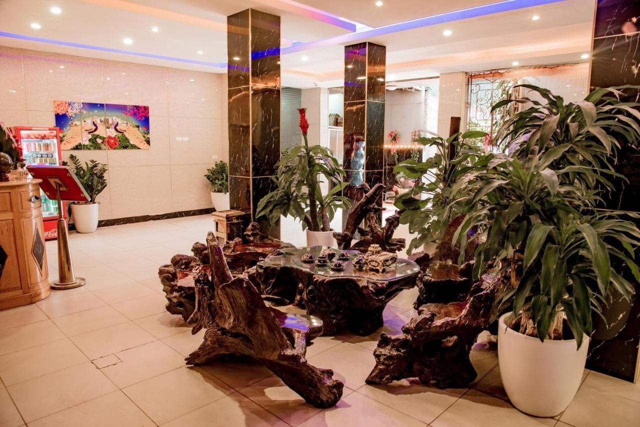 Oyo 1143 Thu Giang Hotel 2*