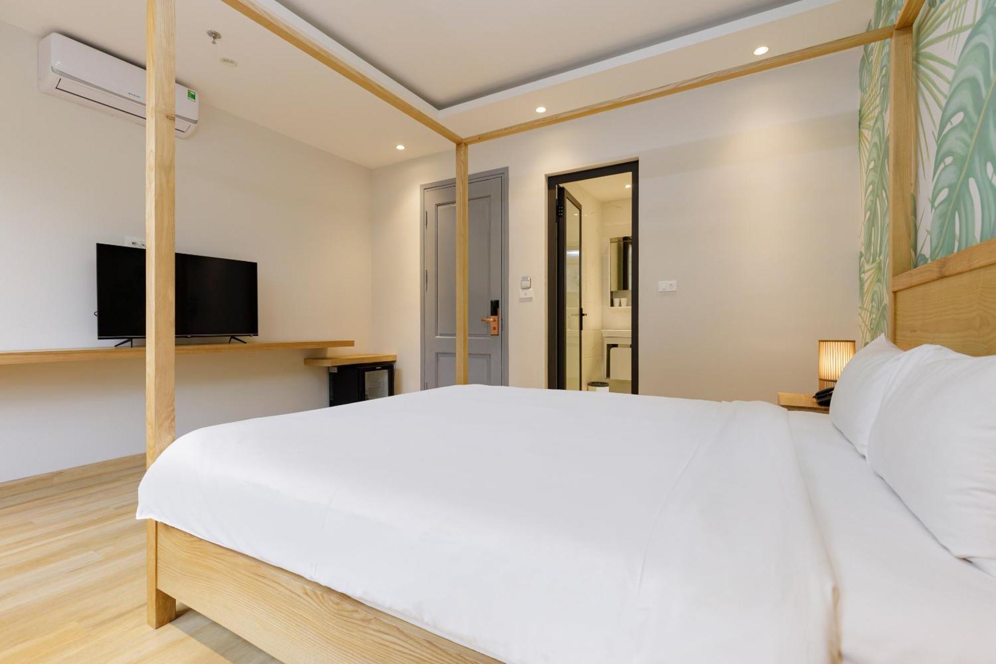Hotel Super Oyo Capital O 1169 Le Grand - The Charm