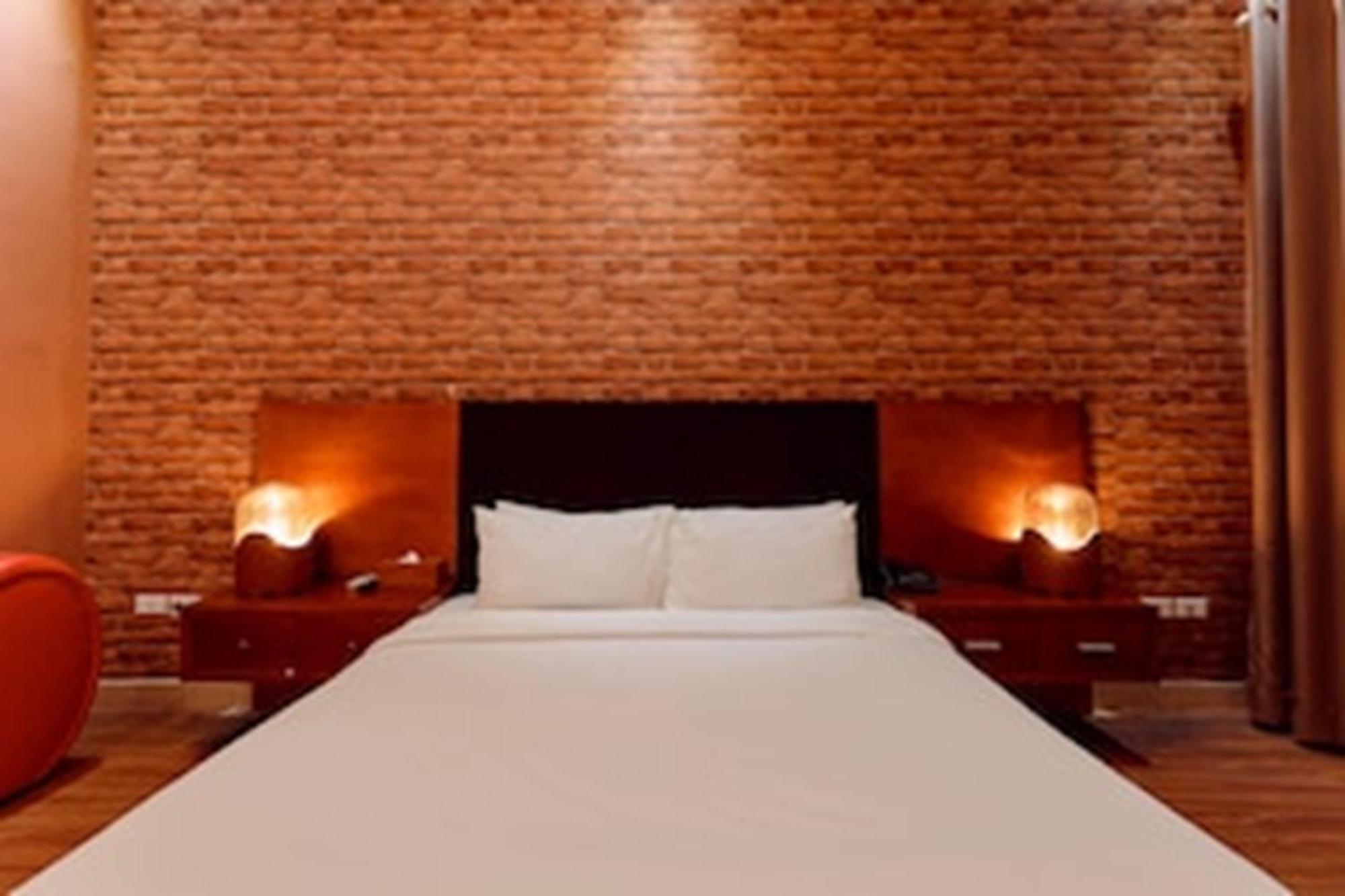 Hotel Super Oyo Capital O 1173 Le Grand - The Ruby Hanói