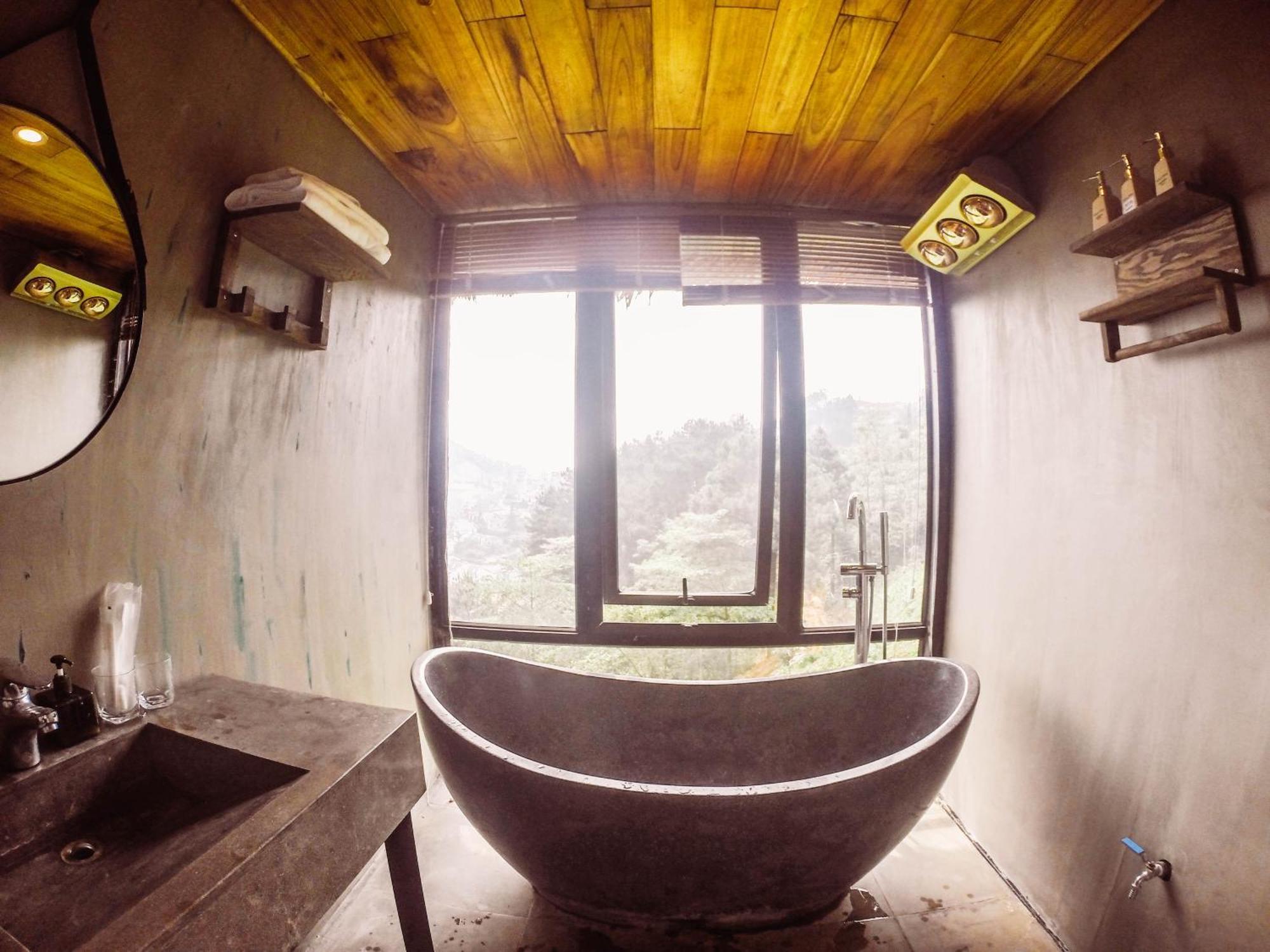 Chillout Village - Tam Dao Chalet Hanoi