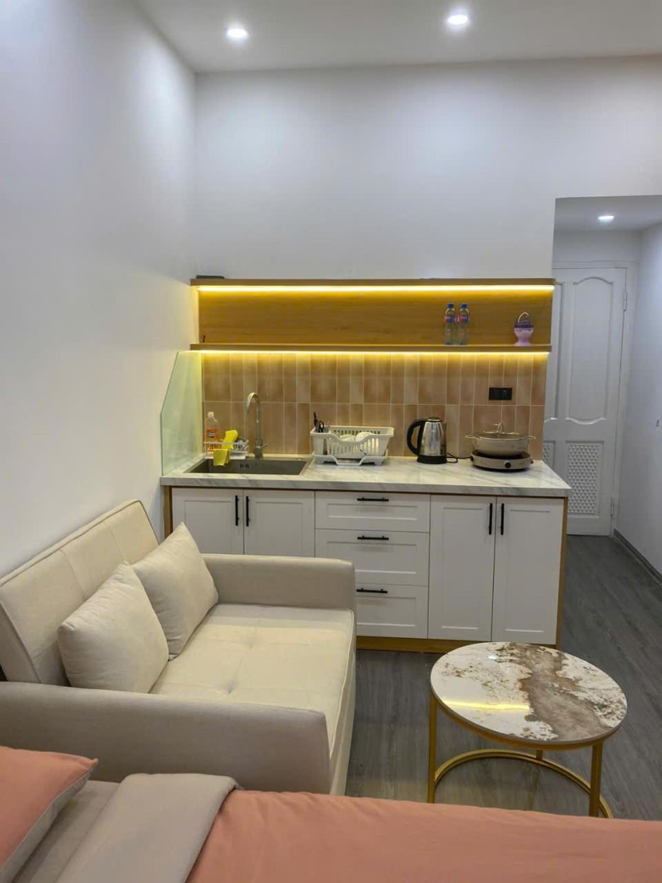 Aparthotel Laca Hangda Hanoi