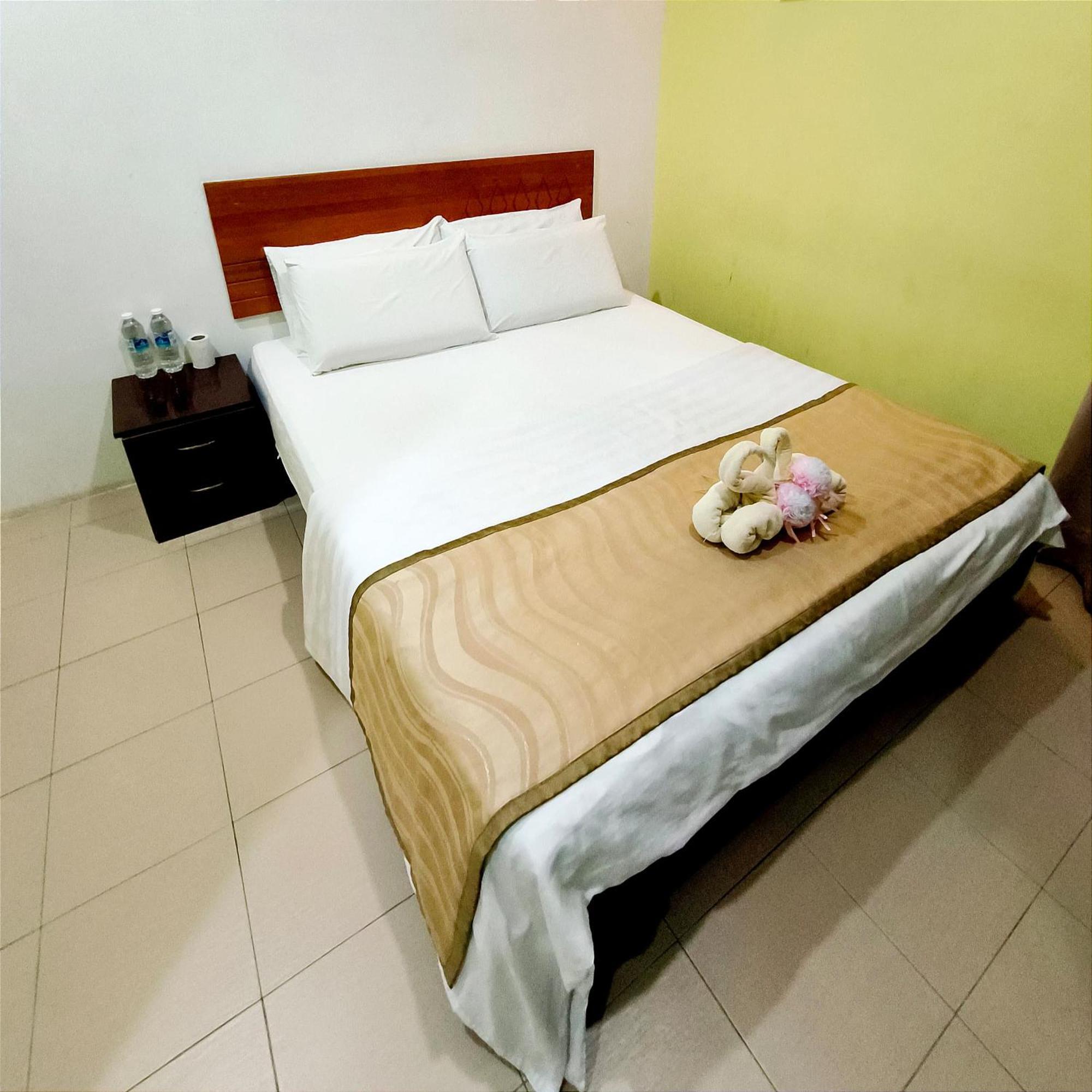 Super Oyo 191 Dragon Hotel 3*