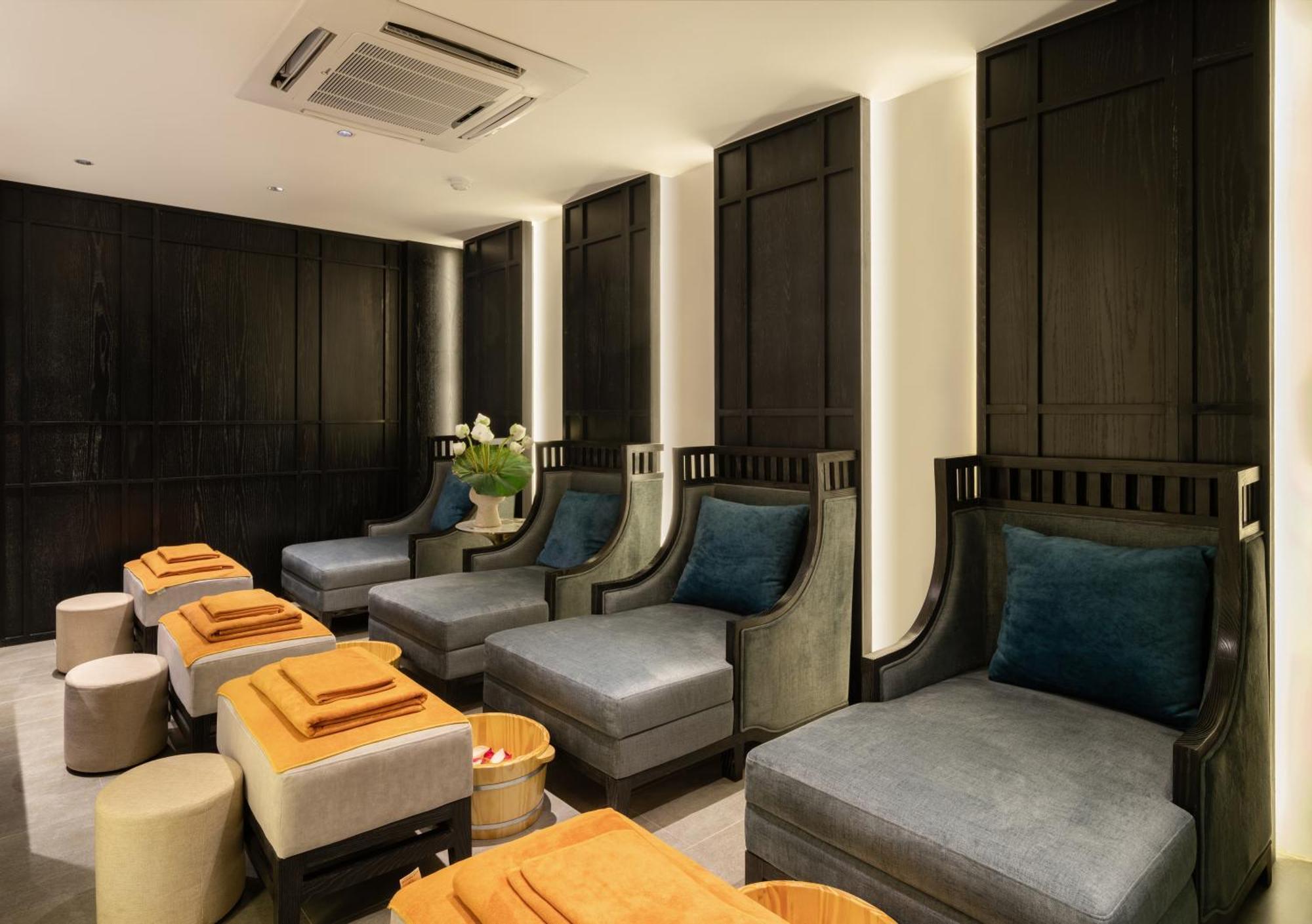 Hotel Luxe Paradise & 4*