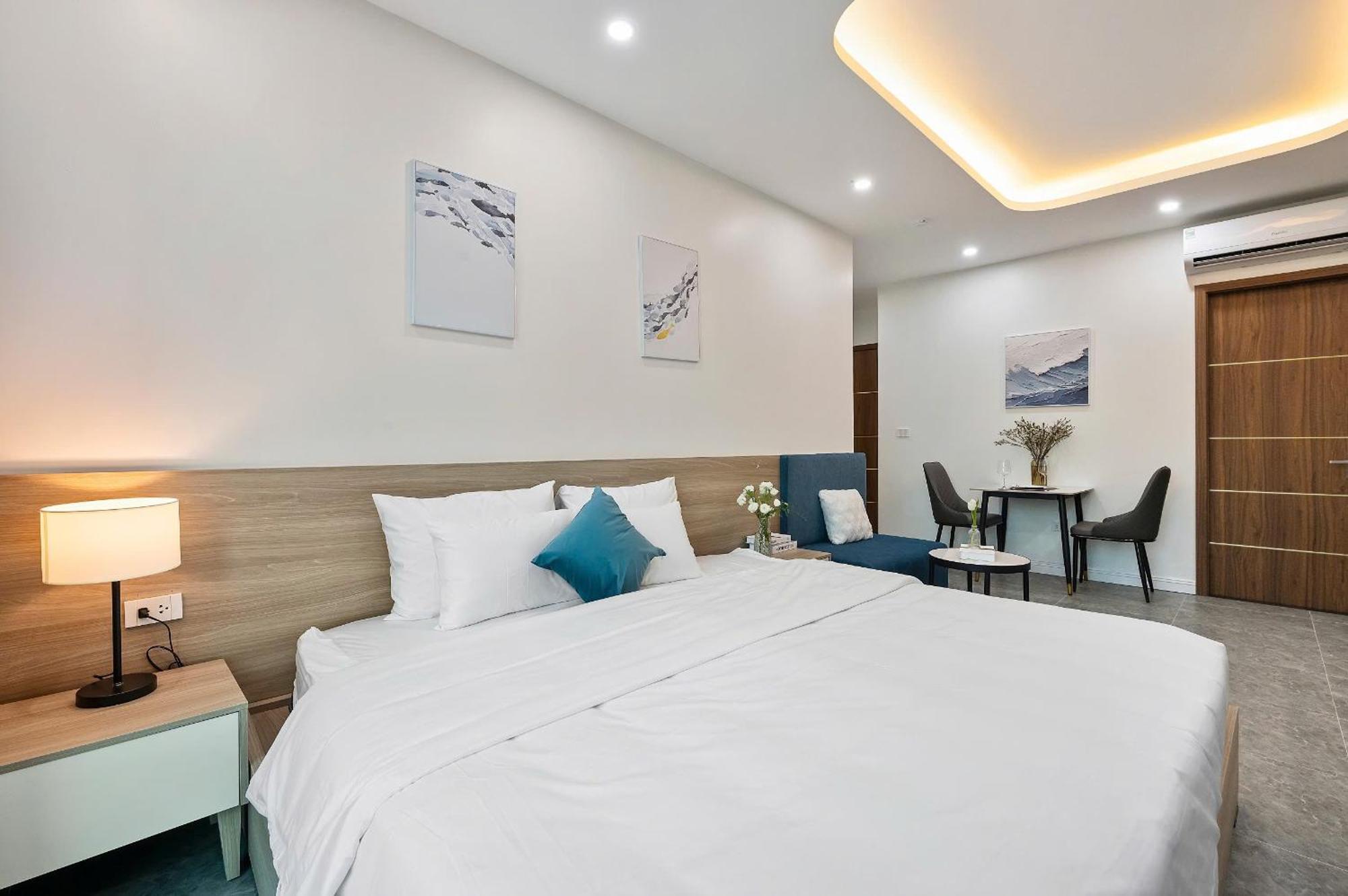 Cosmos - 22land & Aparthotel Hanoi