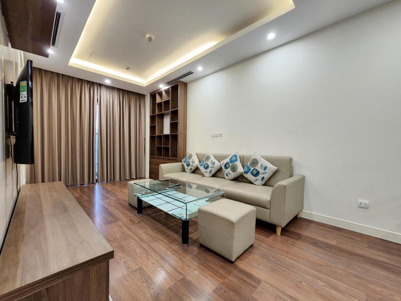 Imperia Garden Apartment *