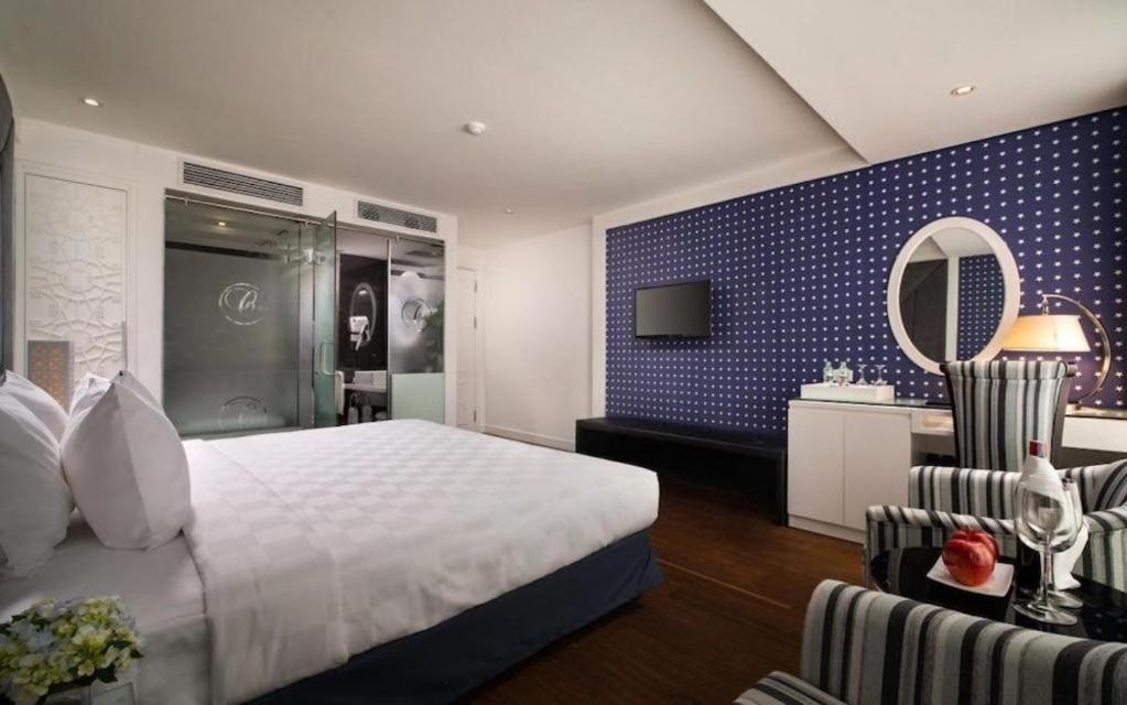 Victor Metropolis & Rooftop Bar Hotel 4*