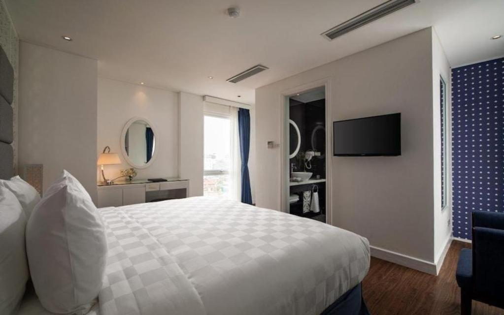 Victor Metropolis & Rooftop Bar Hotel 4*