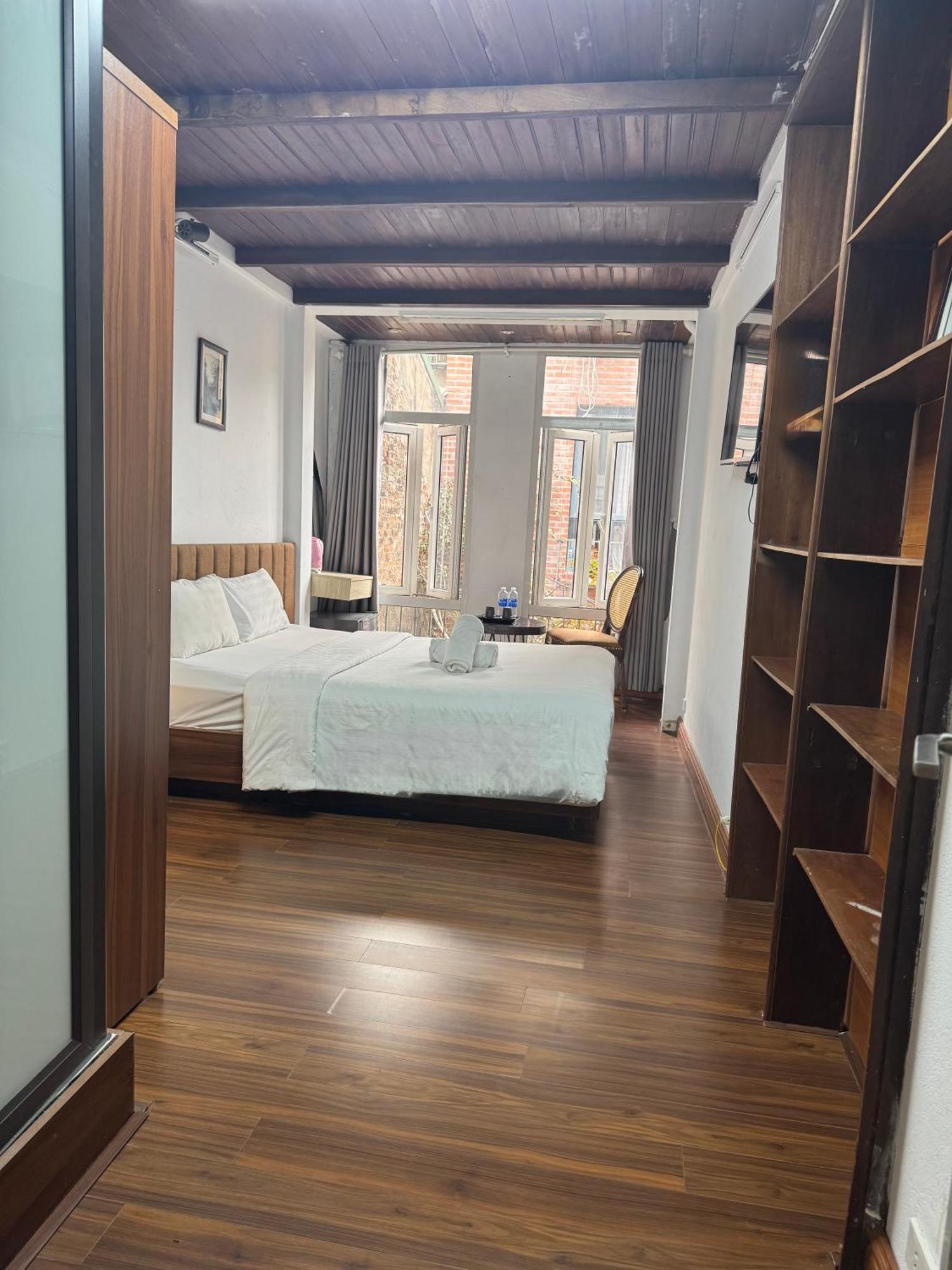 Center View And 3* Hanoi