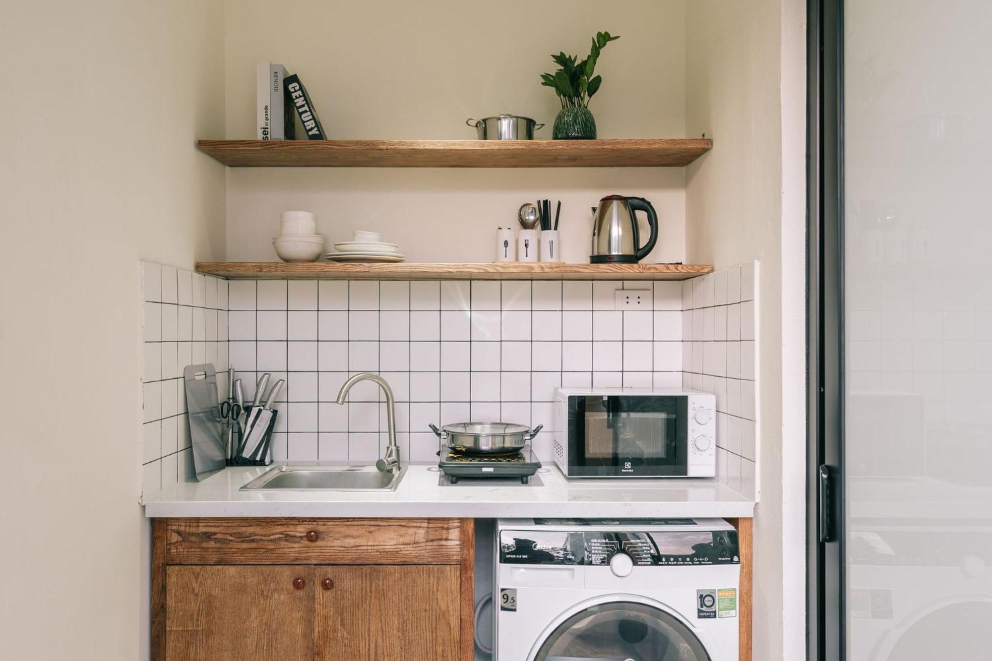 Apartment Amber Glow - Cozy Retreat Near Lake-free Laundry