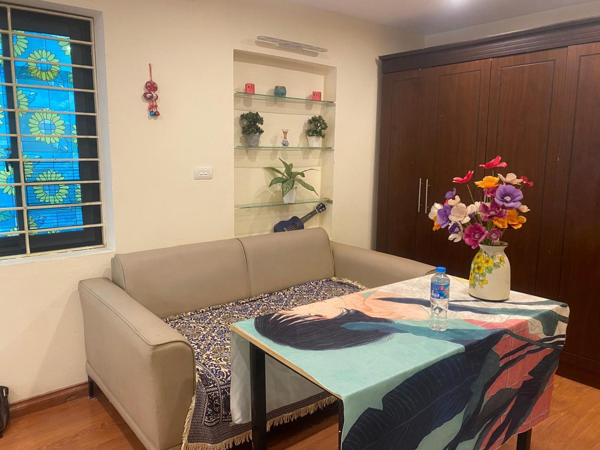 Apartment Linh House *