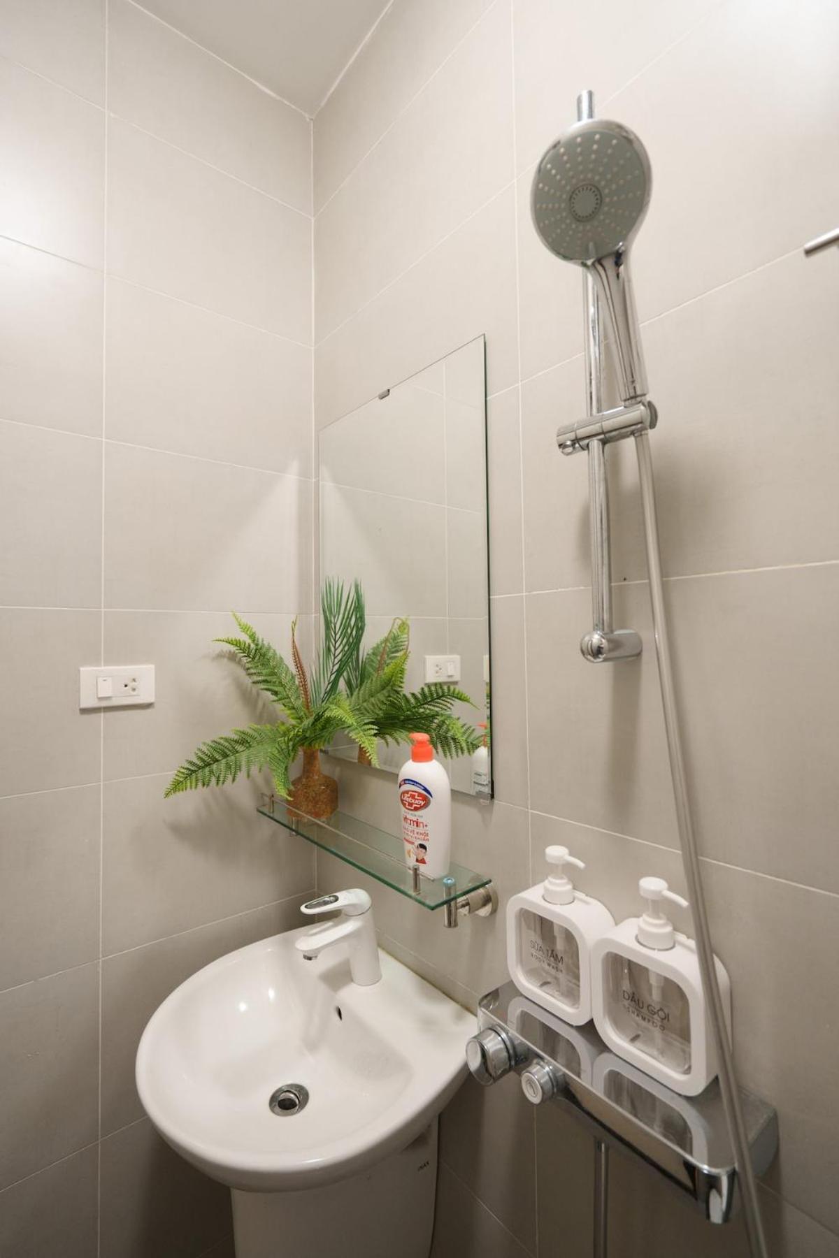 Of Serenity - 3 Bedroom & 3 Baths - 1' To Hoan Kiem & Old Quarter Hanoi
