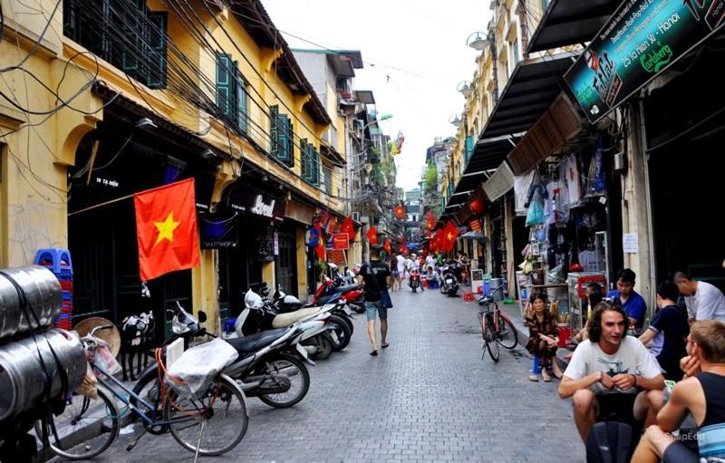 New Khách sạn hẻo lánh