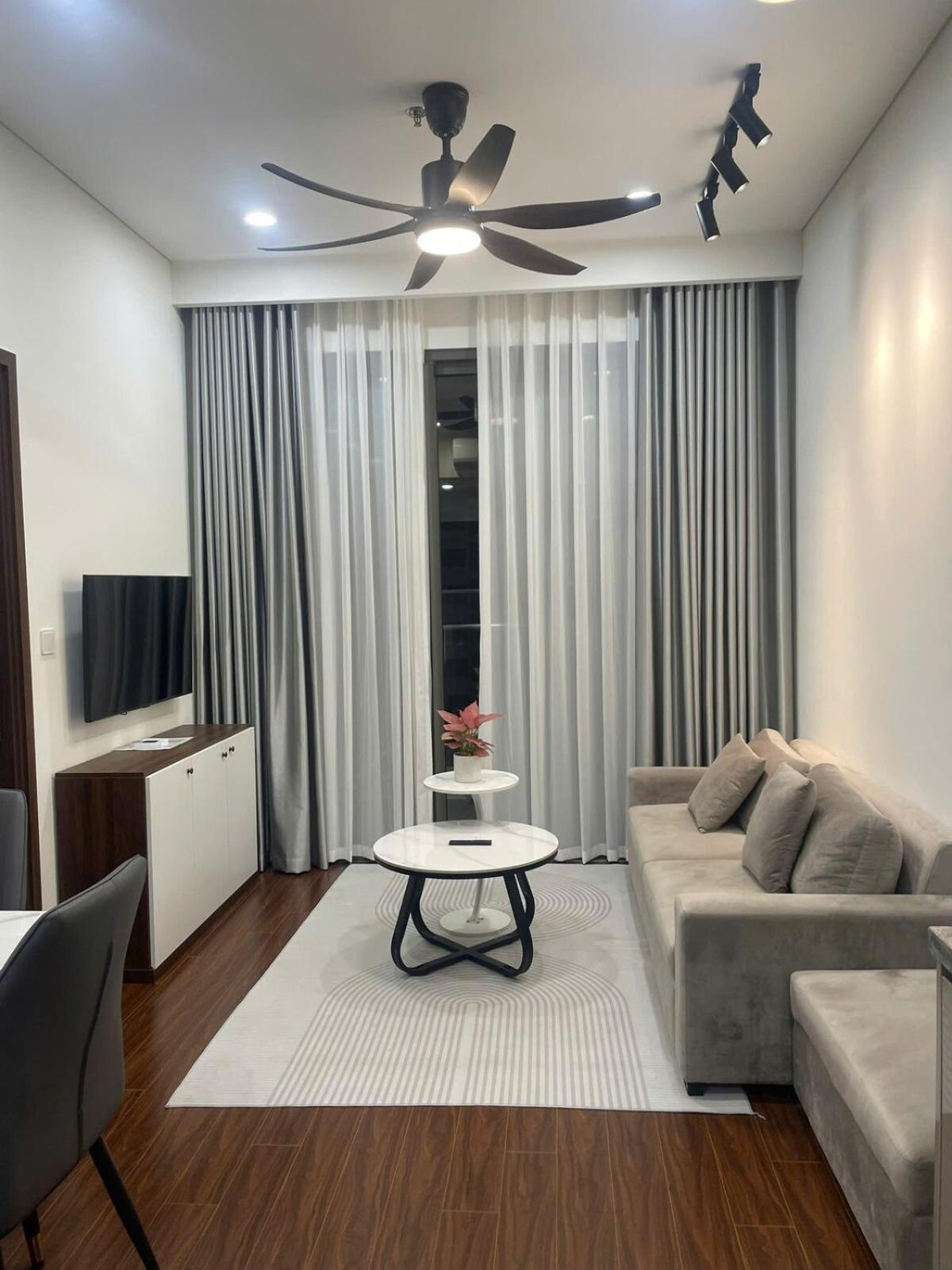Luxury M1 Masteri- Vinhomes Ocean Park 1 Apartment