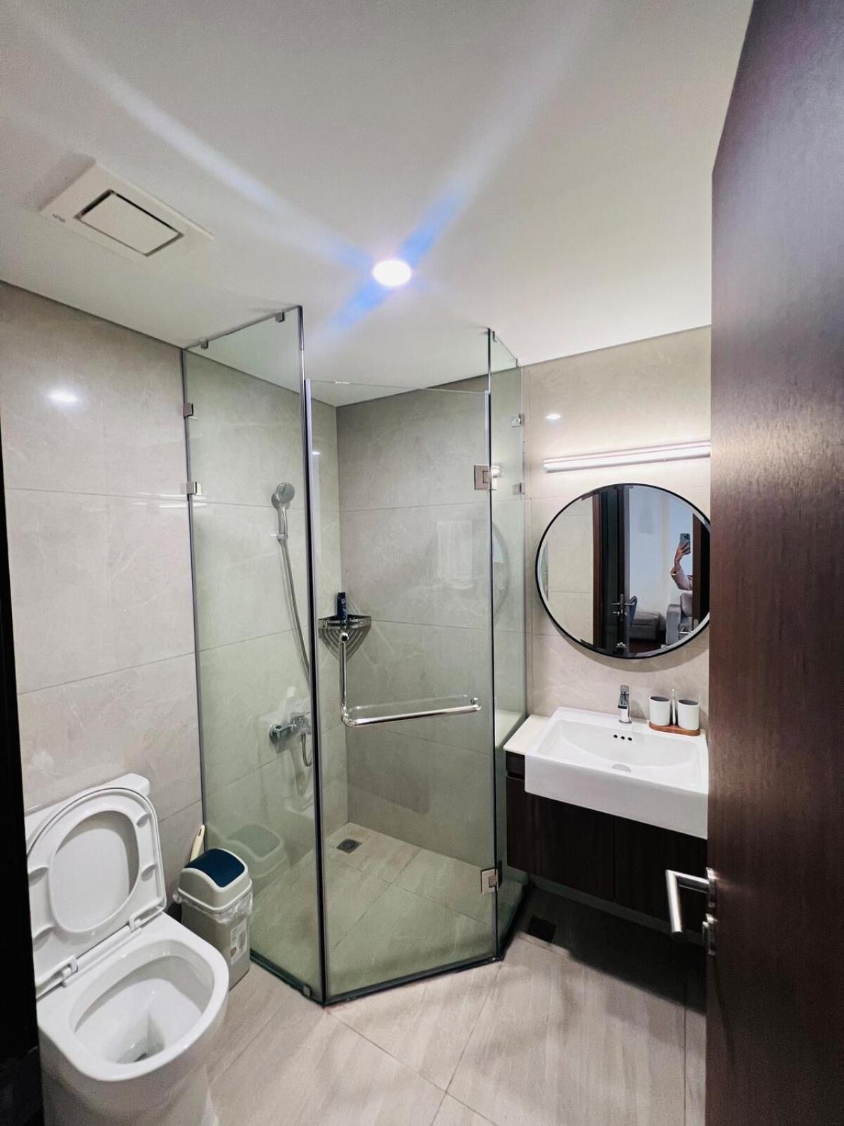 Apartment Luxury M1 Masteri- Vinhomes Ocean Park 1 *
