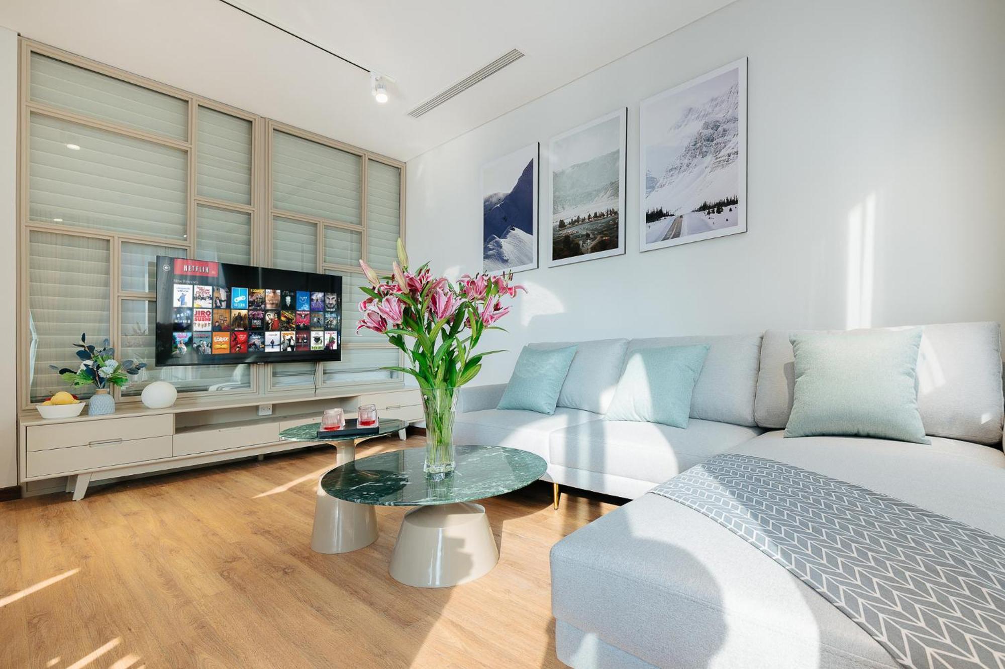 Margaery Lakeside - 2 Bedroom With Balcony Hanoi