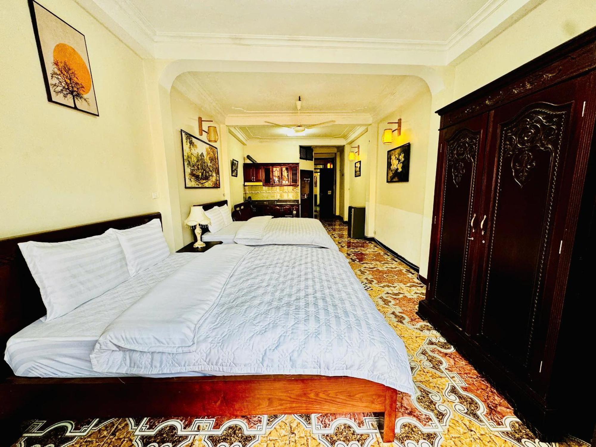 Autumn House Hangdao Hanoi