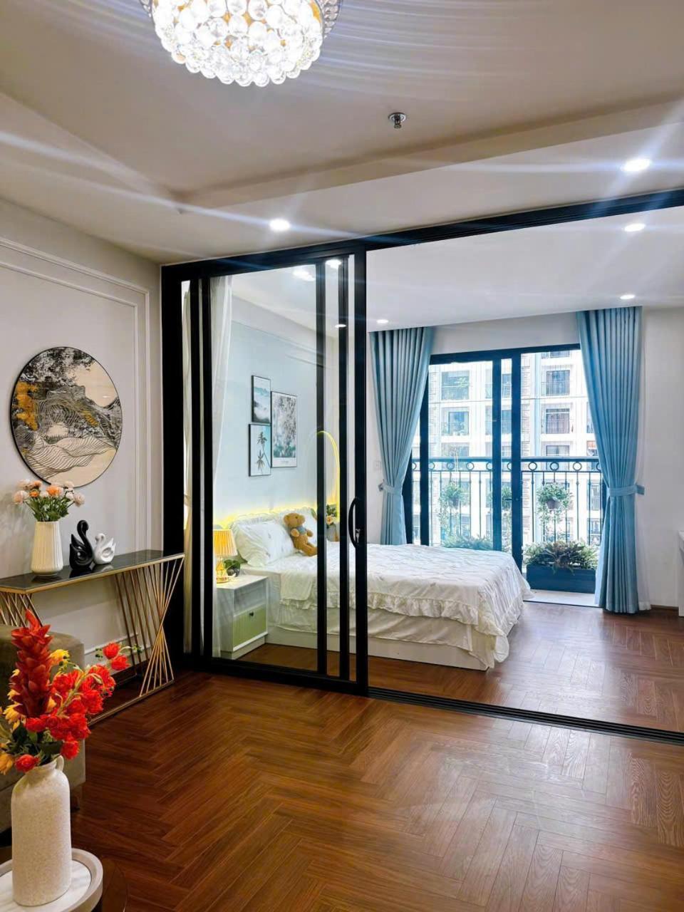The Orchid House - Chuoi Ho Cao Cap Tai Vinhomes Times Apartment *