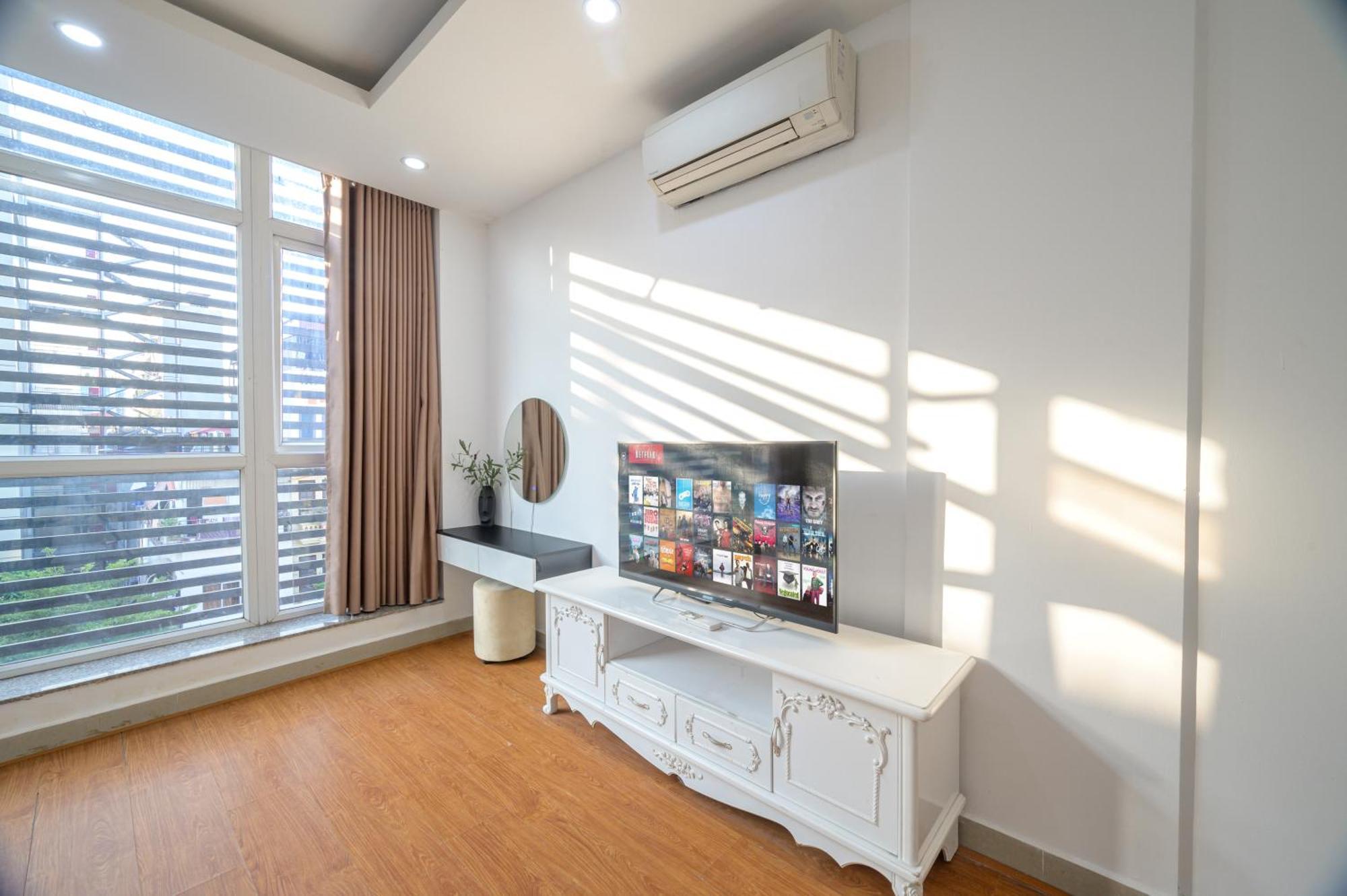 Paradise 51 Ton Duc Thang By Luxe Hospitality Apartment