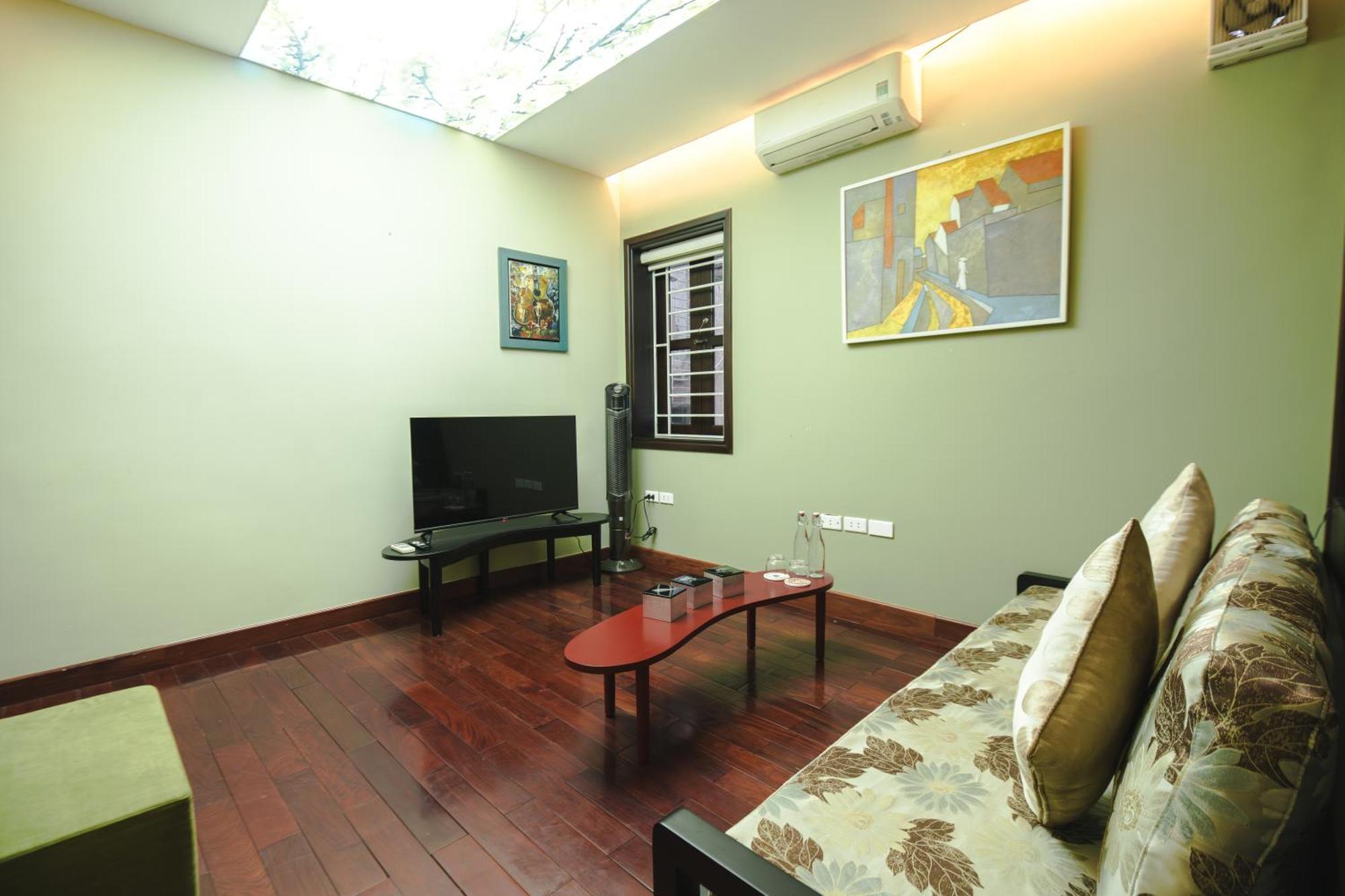 Wecozy - Heart Of Hanoi, Vibrant Apartamento Hanói