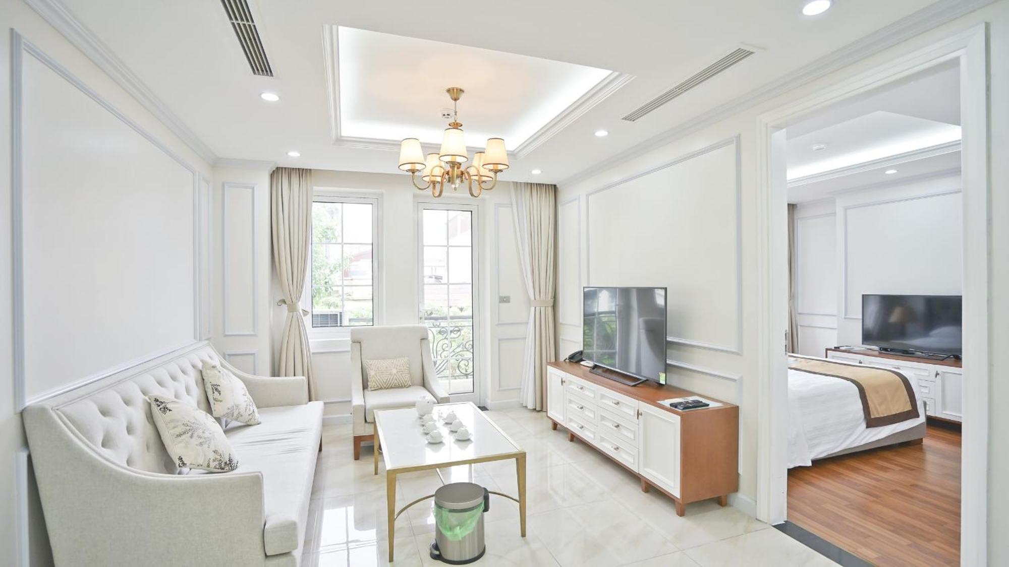 Luxe Paradise 79 Nguyen Du Hanoi