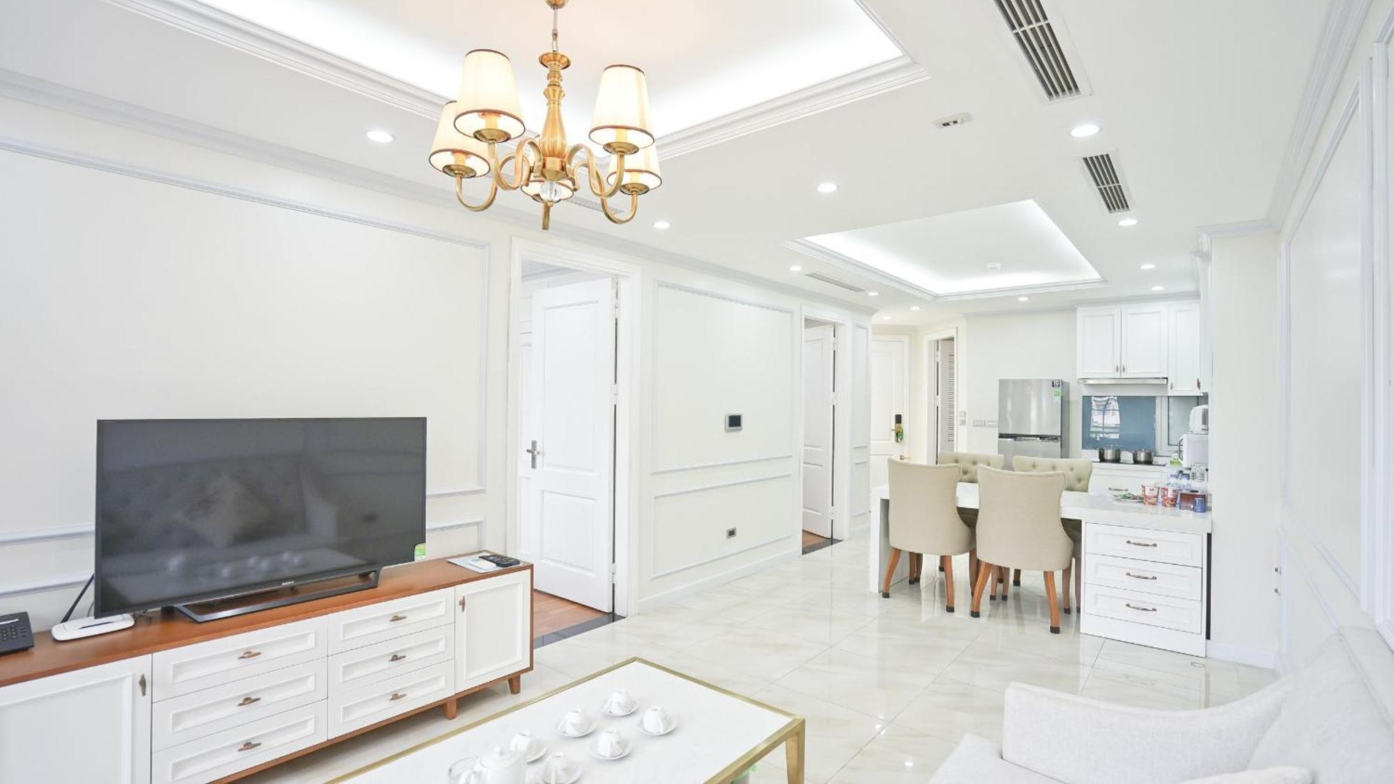 Luxe Paradise 79 Nguyen Du