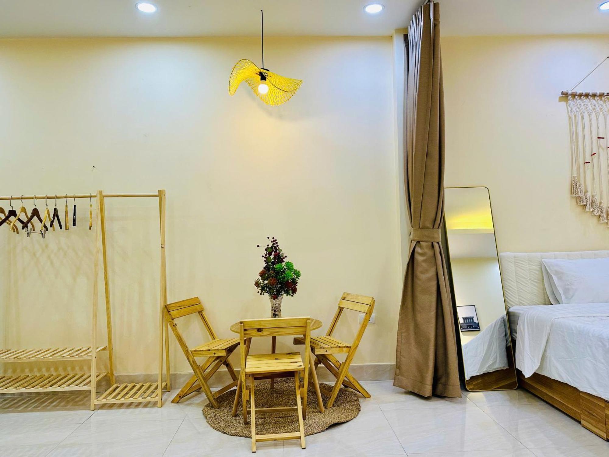 Homestay Vietnam Travelers 1 With Private Balcony *