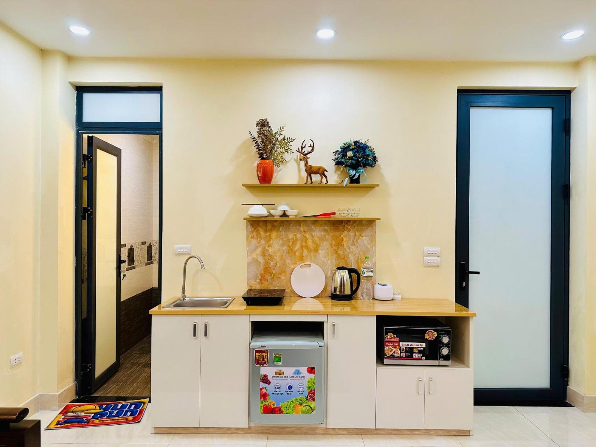 Privatunterkunft Vietnam Travelers 1 With Private Balcony Hanoi