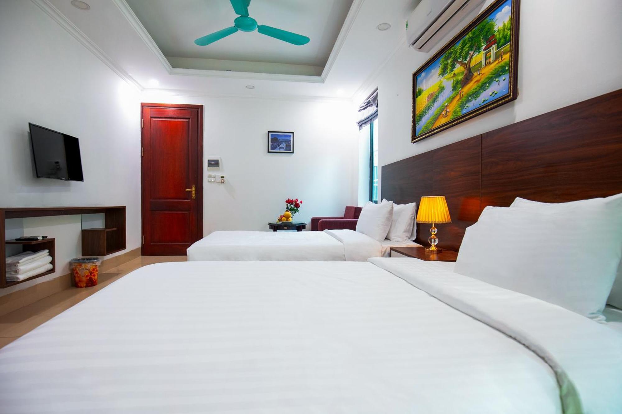 Hotel Shining House