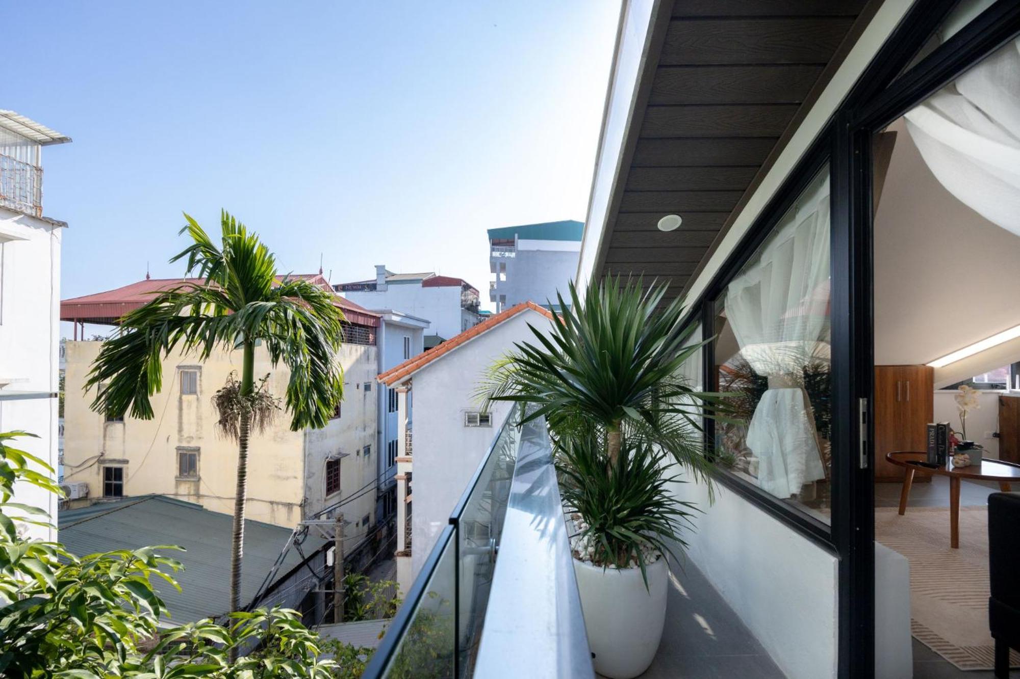 Urchin Apartment Hanoi