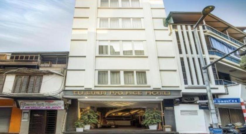 Tu Linh Palace 3*