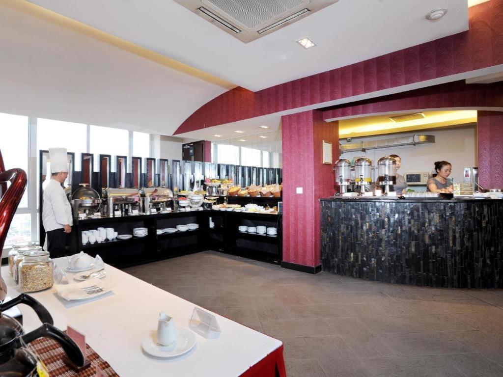 Cosiana Hotel 3*
