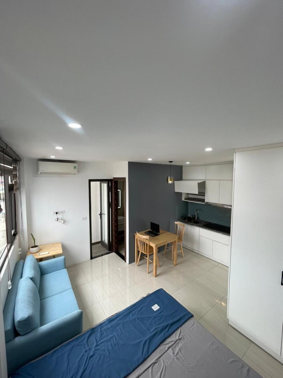 Vm 27,29 Vong Thi,the Lakeview - West Aparthotel *