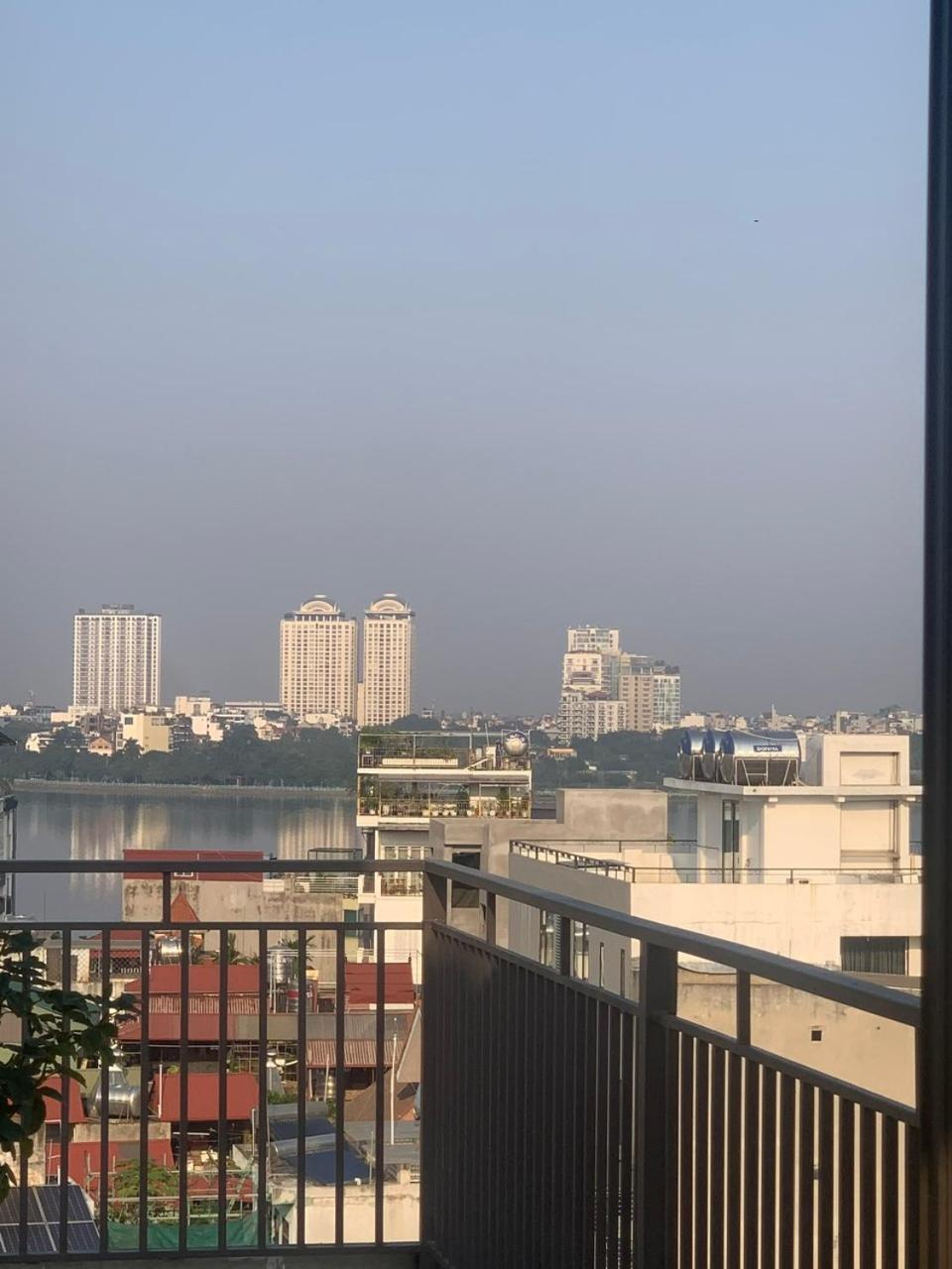 Vm 27,29 Vong Thi,the Lakeview - West Aparthotel *