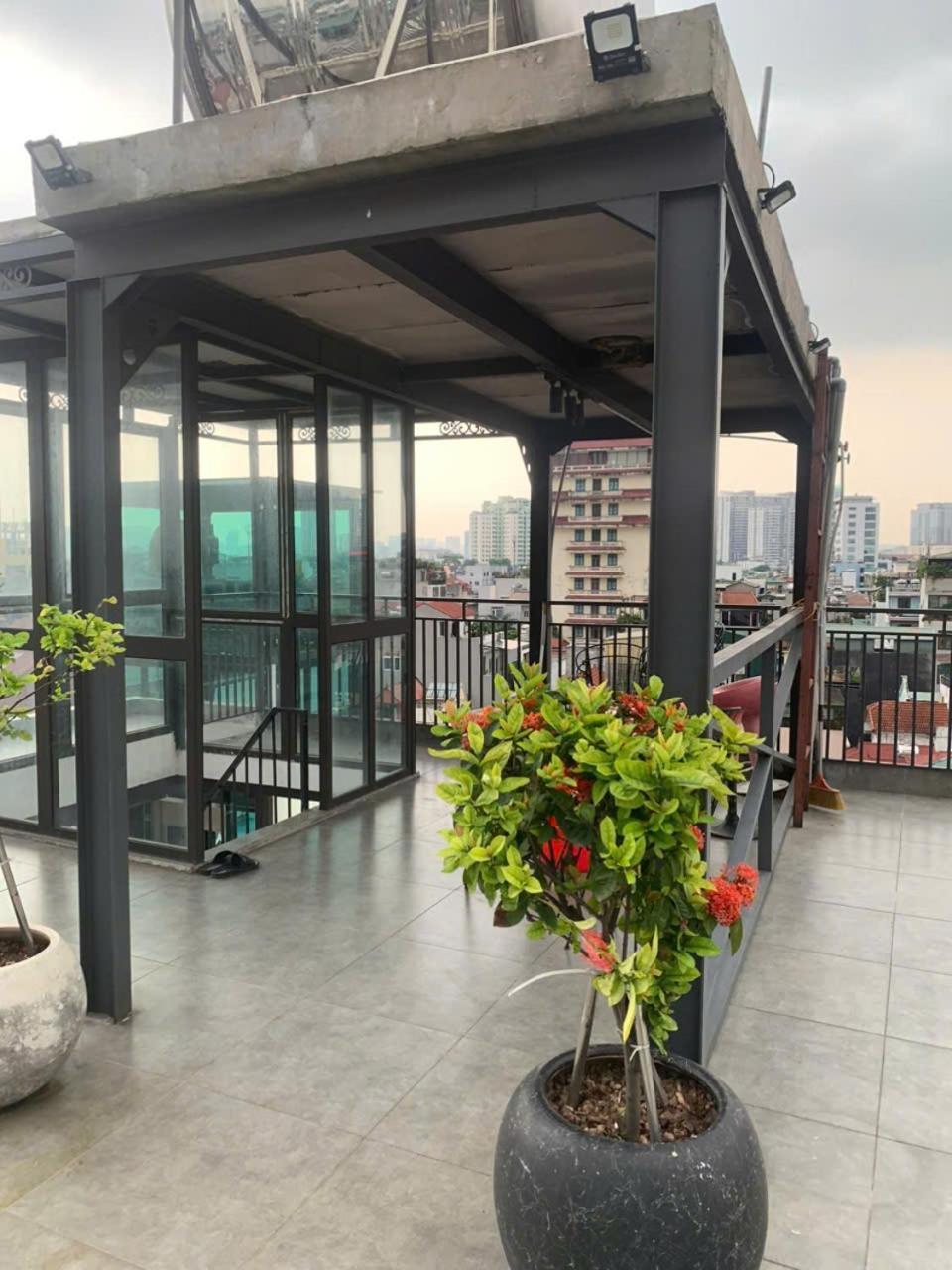 Vm 27,29 Vong Thi,the Lakeview - West Aparthotel *