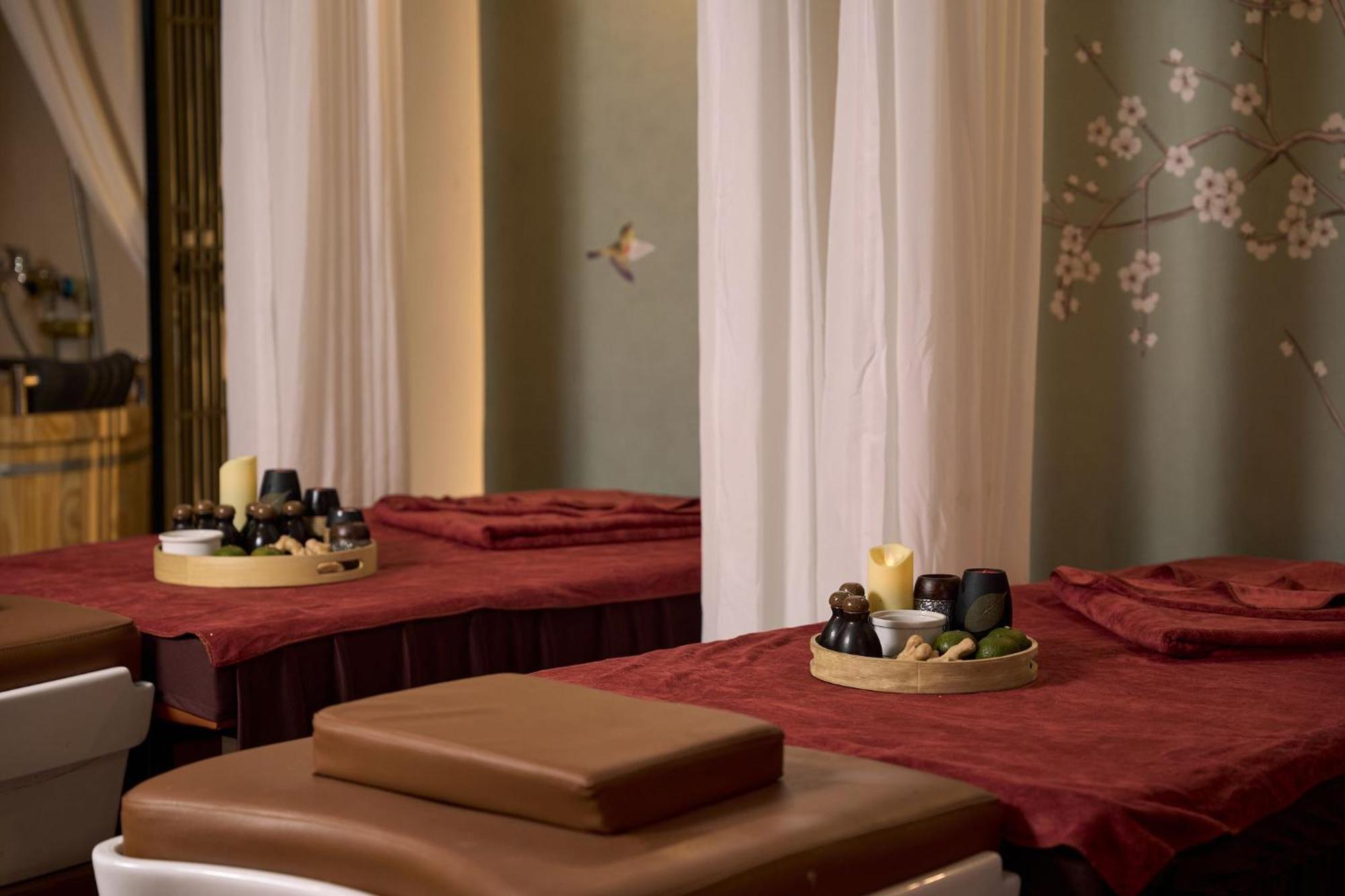 Hotel Amara And Hanoi