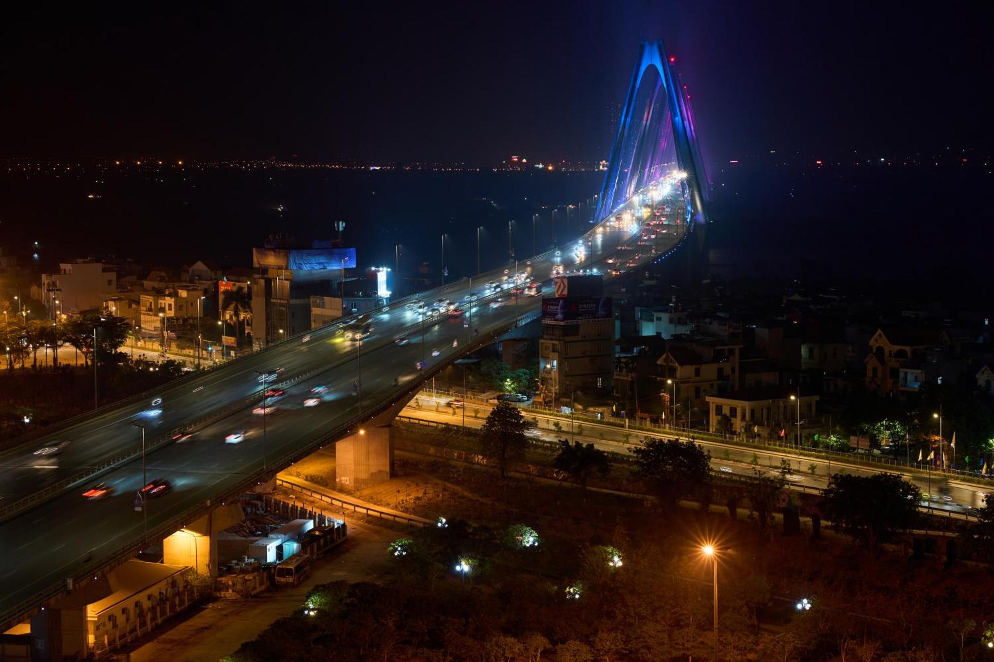Luxury Duplex-bridge View-walk To Lotte Mall