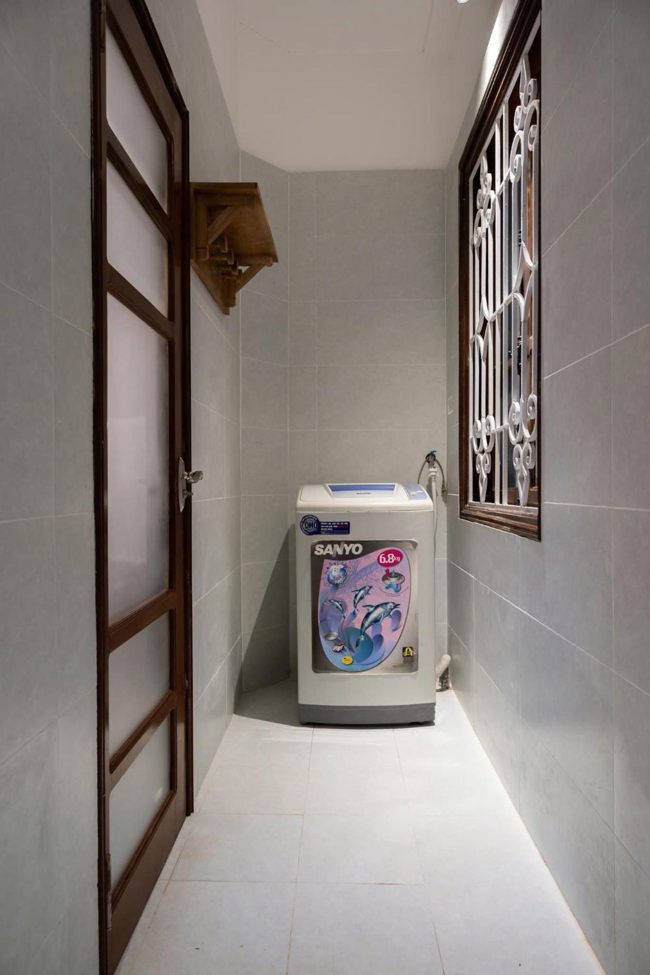 Hotel Bentley Luxury In Centre-100m2 Rooftop Pool-free Airport Pickup Hanoi
