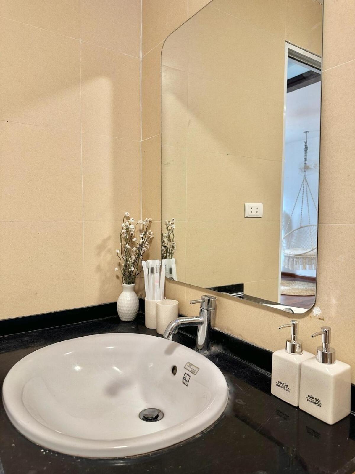 4brs-cozyhome-central-hanoioperahouse Hanoi
