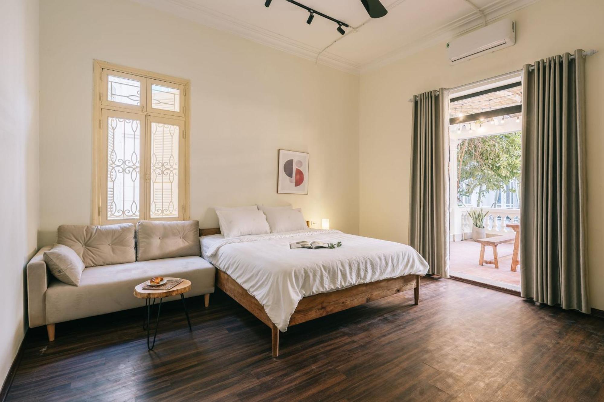Amber Glow - Cozy Retreat Near Lake-free Laundry Apartment