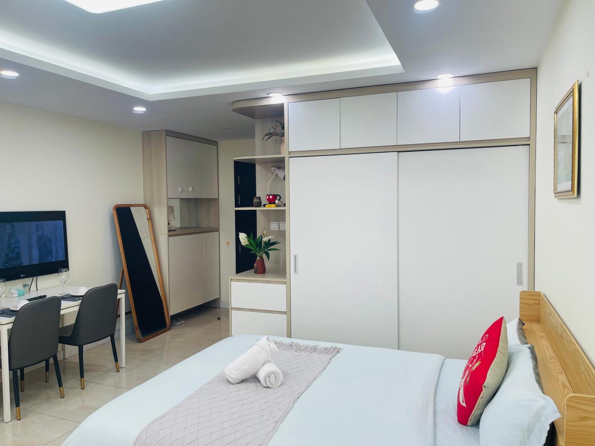Vinhomes Dcapitale - * Hanoi