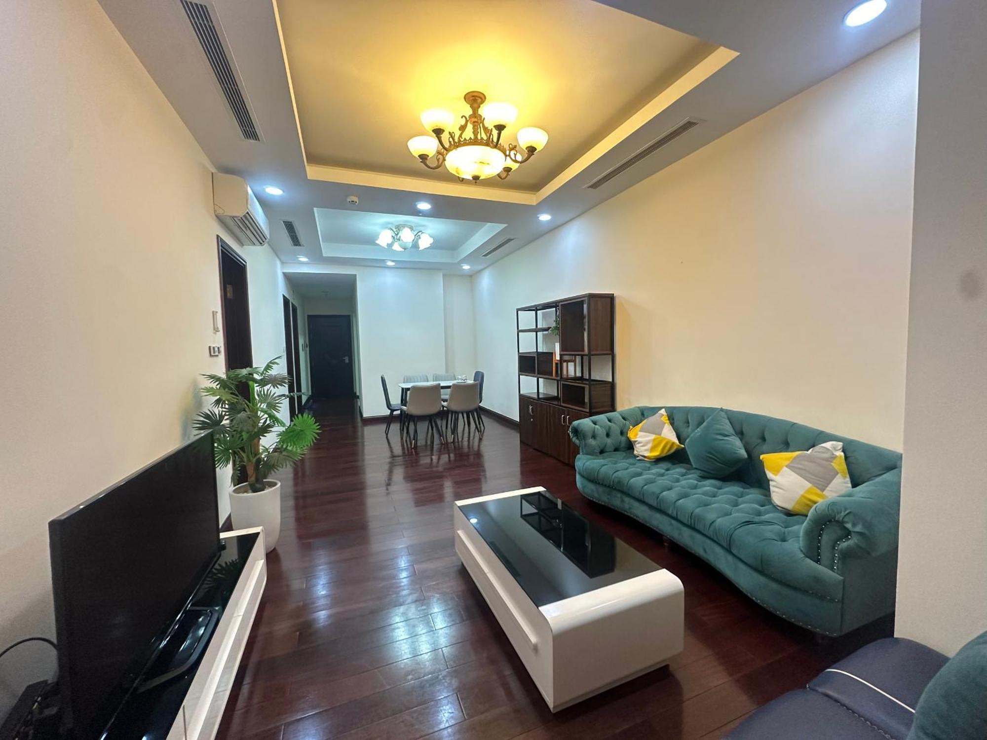 Căn hộ Paradise Royal