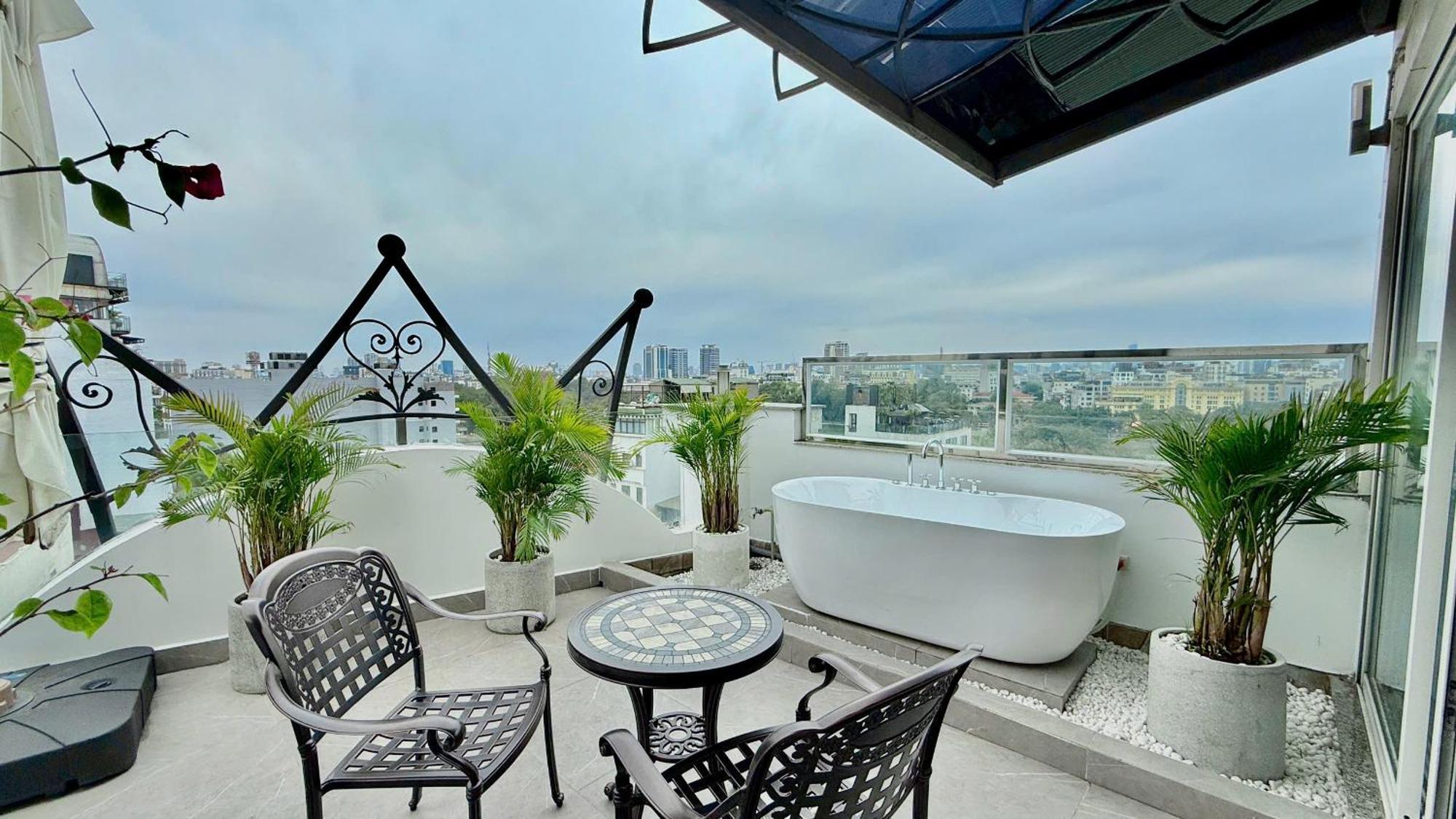 Splendid Secret Hotel
