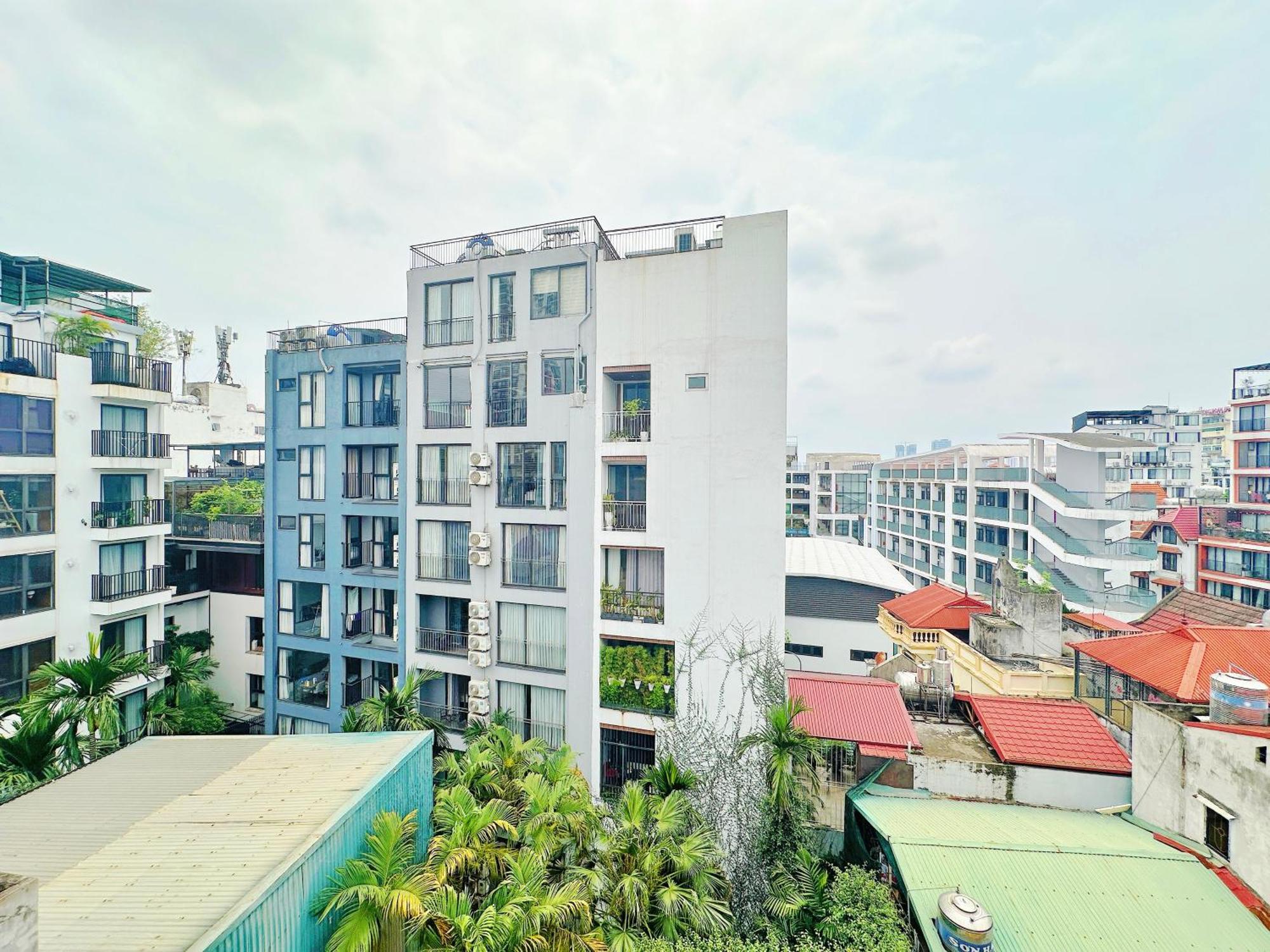4 - Cheap Price 2 Bedroom Near West Hanoi