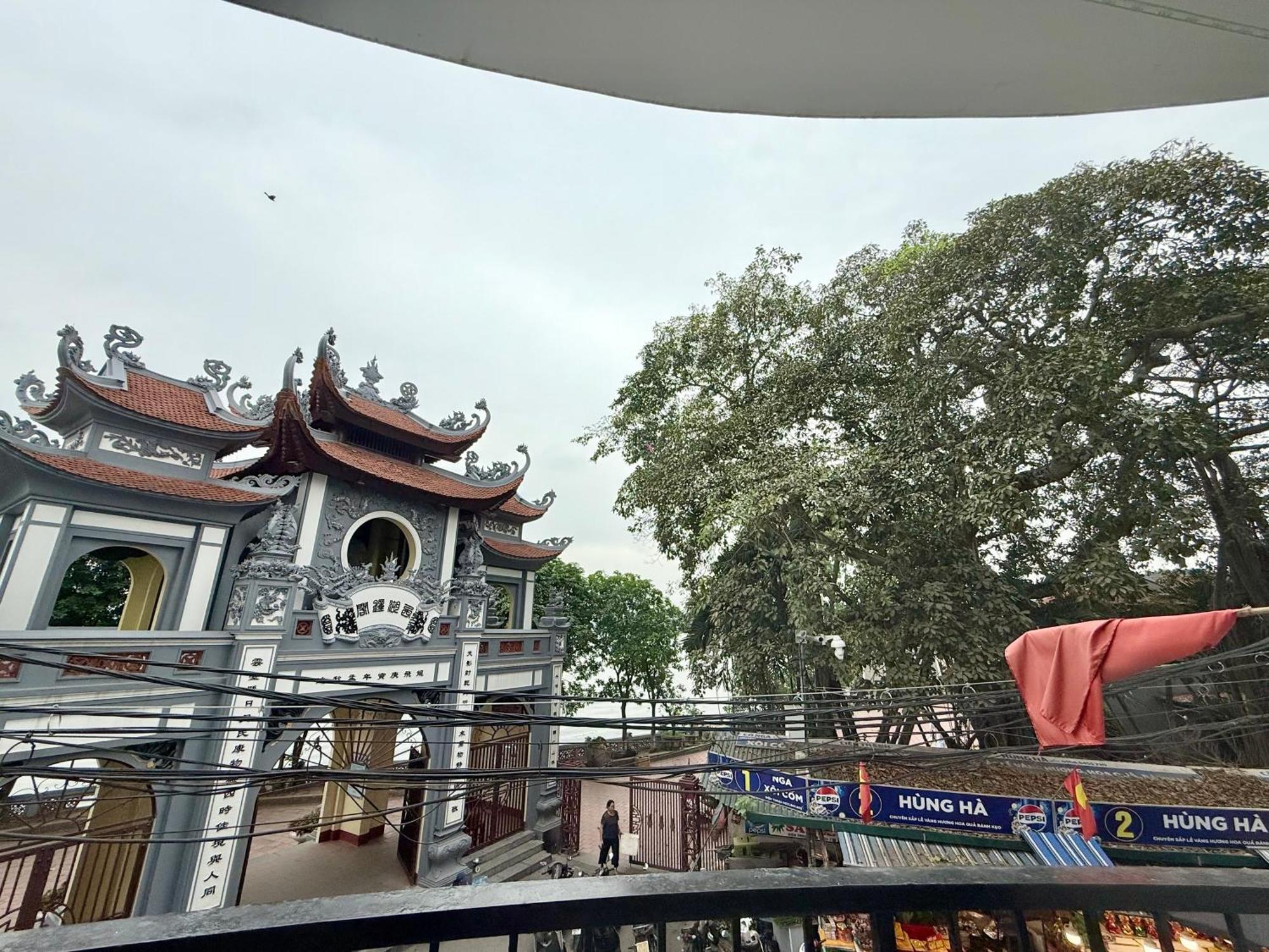 Oikia Westlake Pangsapuri Hanoi