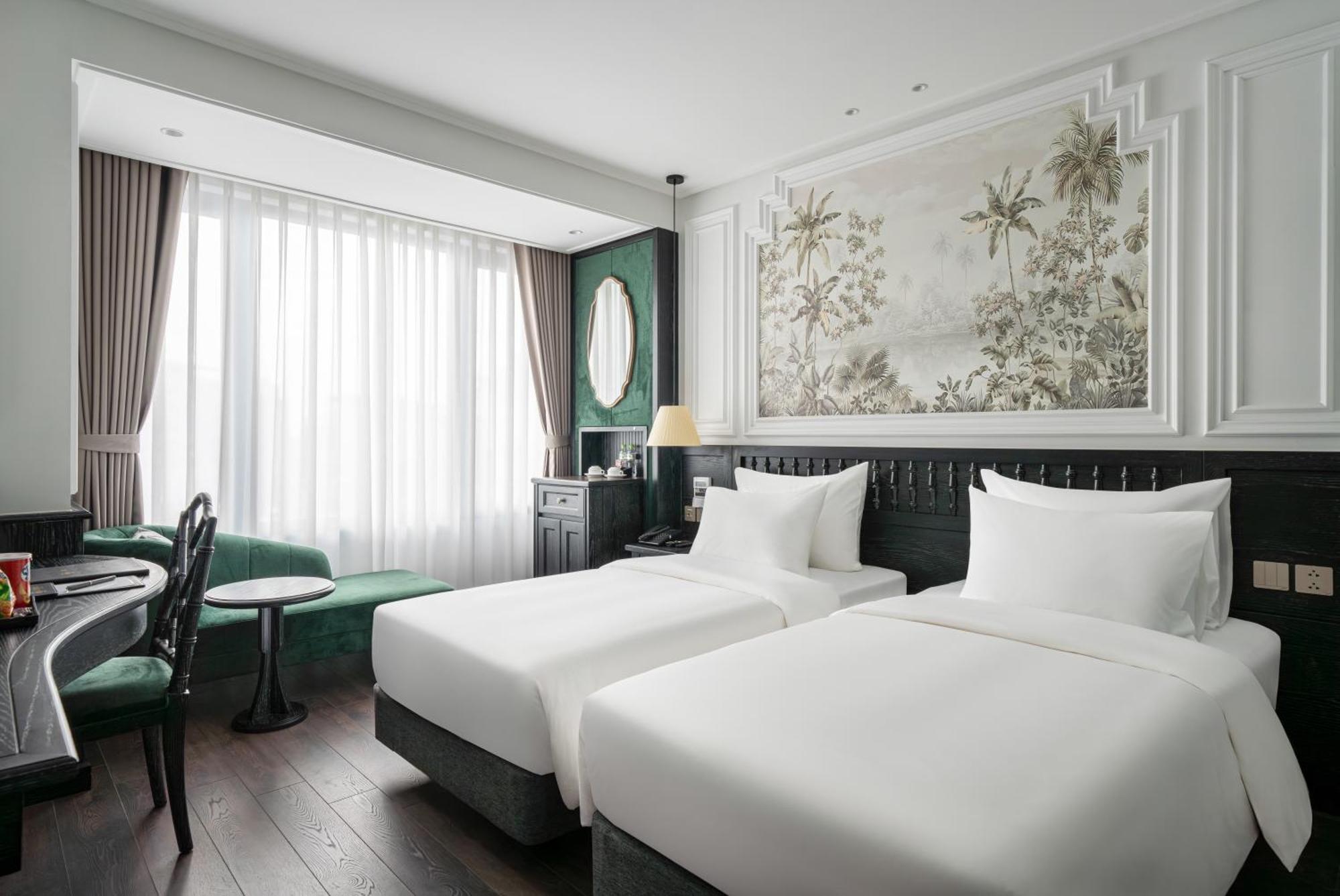 Hotel Luxe Paradise &