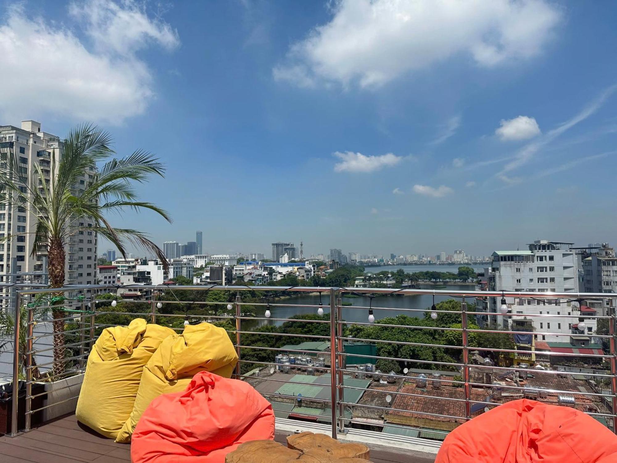 Luxe Paradise & 4*